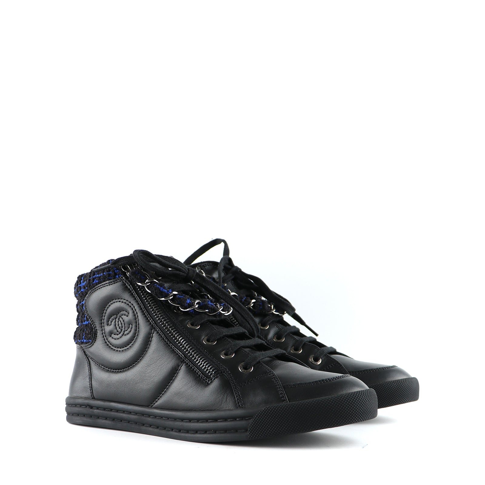 CHANEL - Baskets montantes en cuir noir et tweed (T38,5)