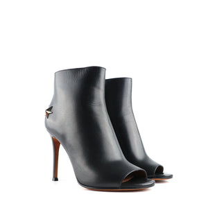 GIVENCHY - Bottines à talon en cuir noir (T36)