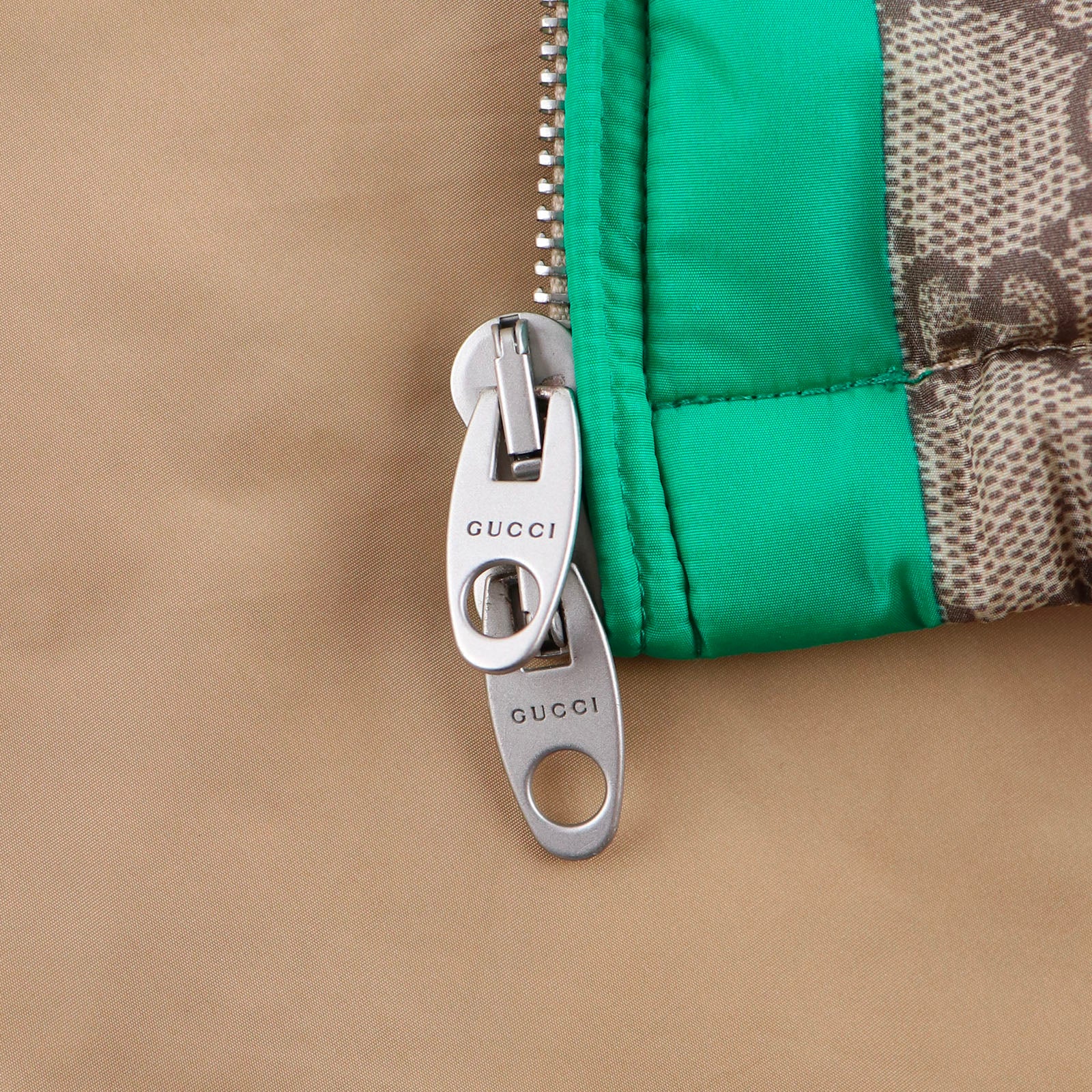 GUCCI - NOT FAKE windbreaker jacket (T52)