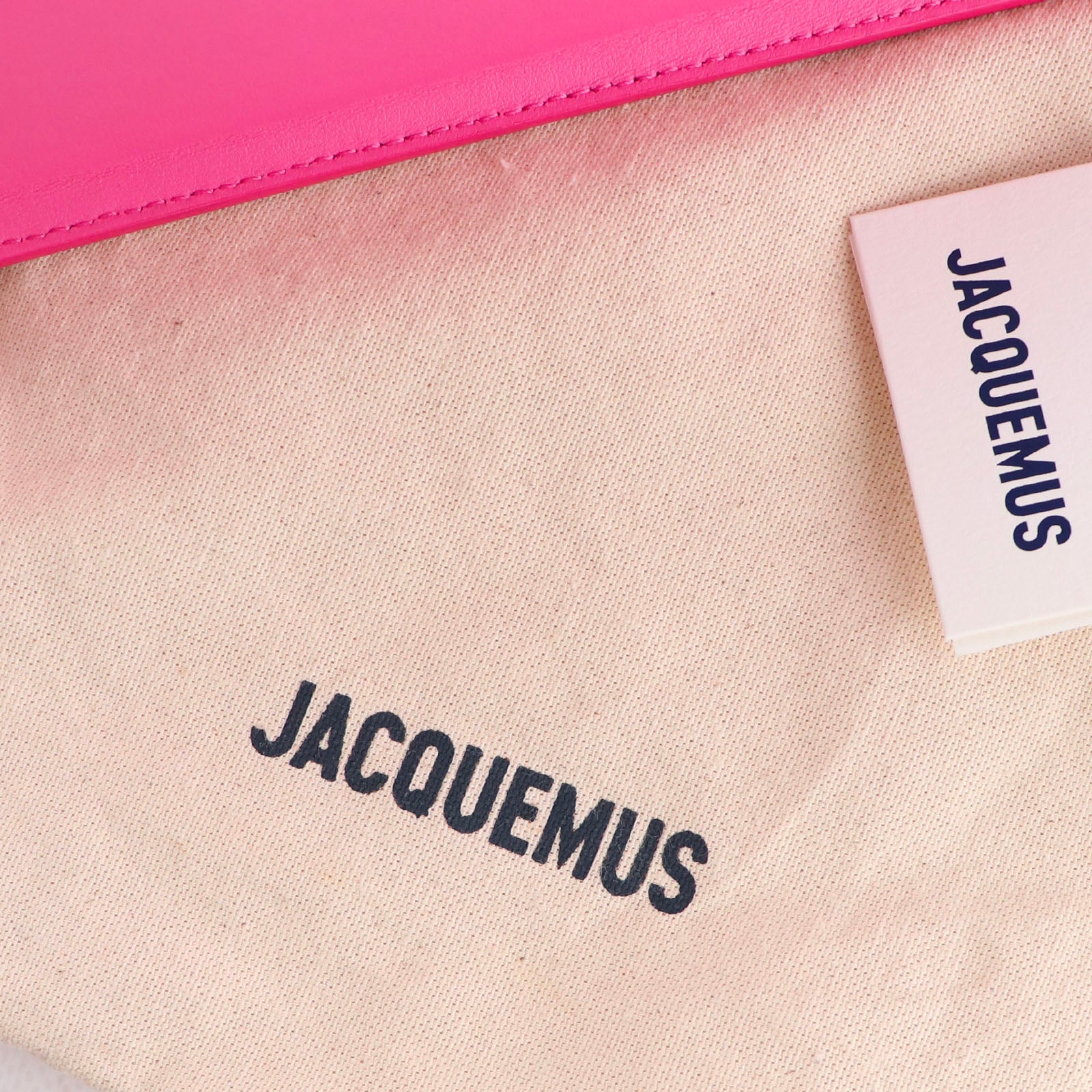 JACQUEMUS - Sac à bandoulière Le Grand Bambino en cuir rose