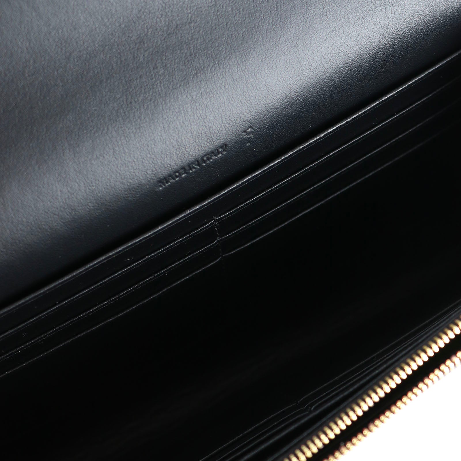 CELINE - Sac à bandoulière Pompon en cuir noir