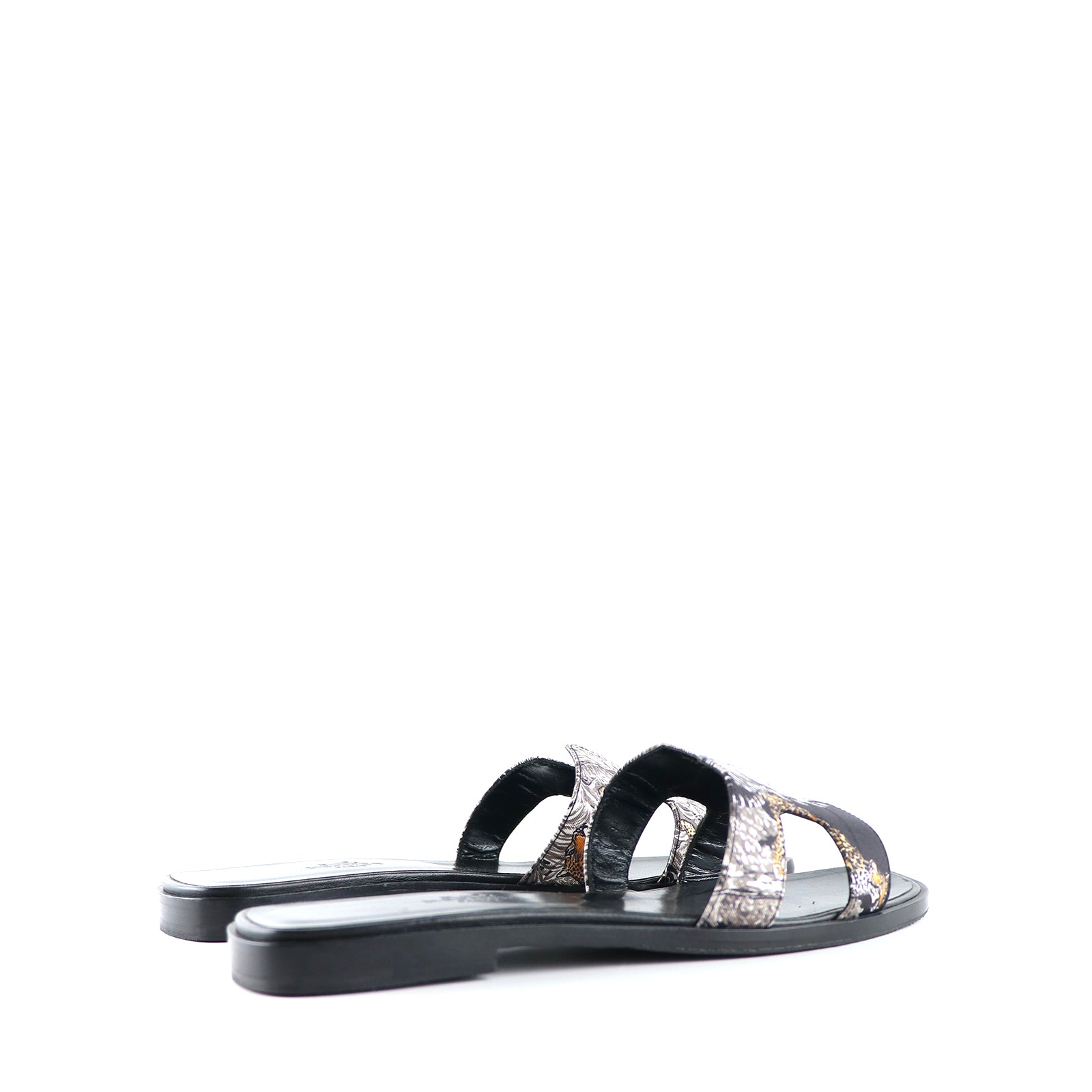 HERMÈS - Oran sandals in leather and silk (T38)