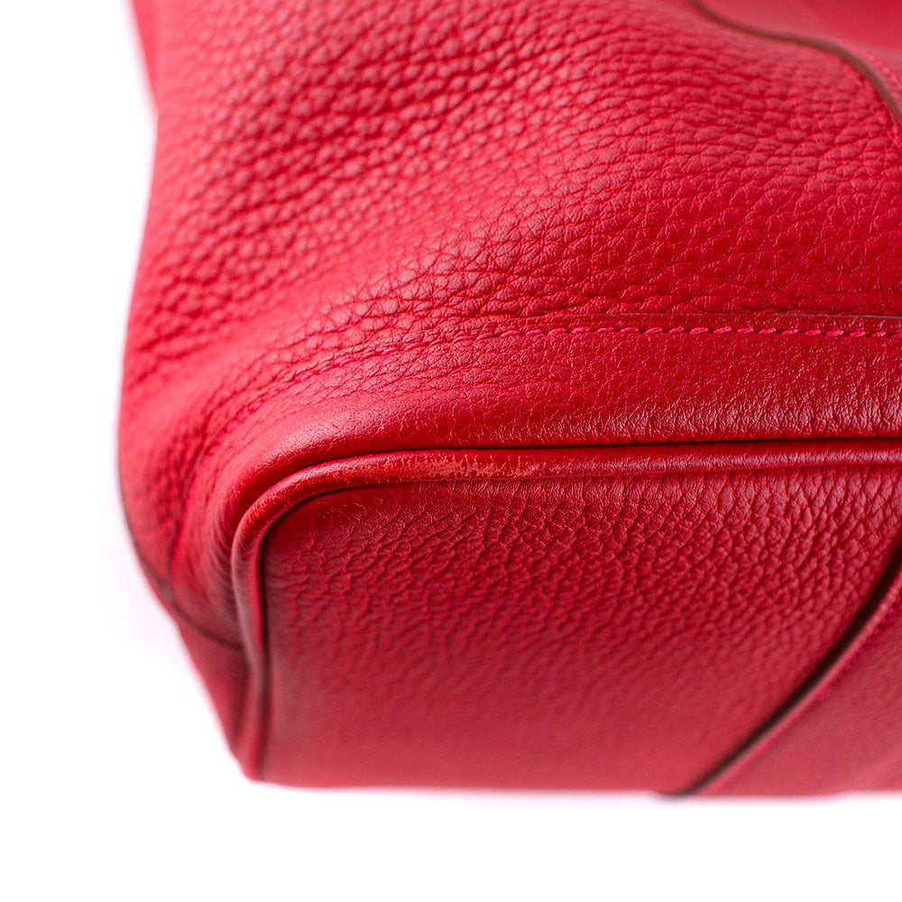 HERMÈS - Sac à main Garden Party en cuir togo rouge