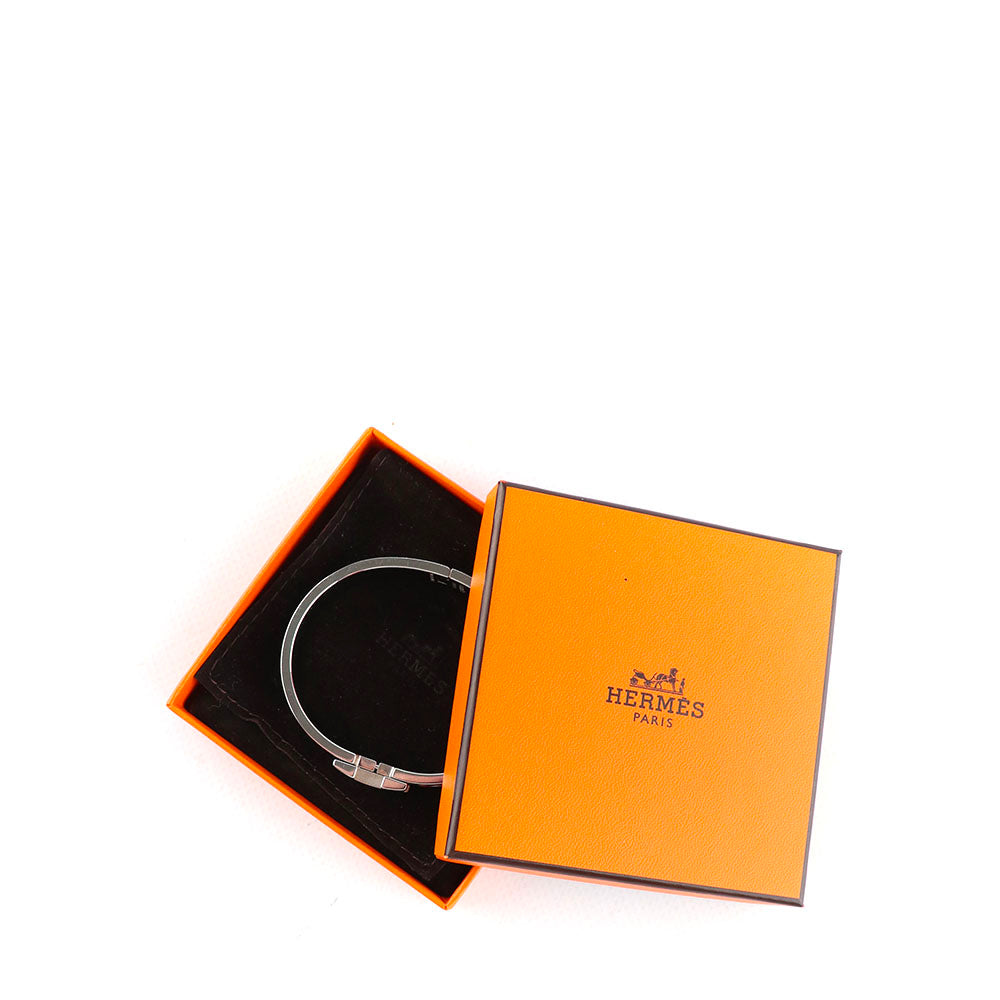 HERMÈS - Pink Clic H bracelet