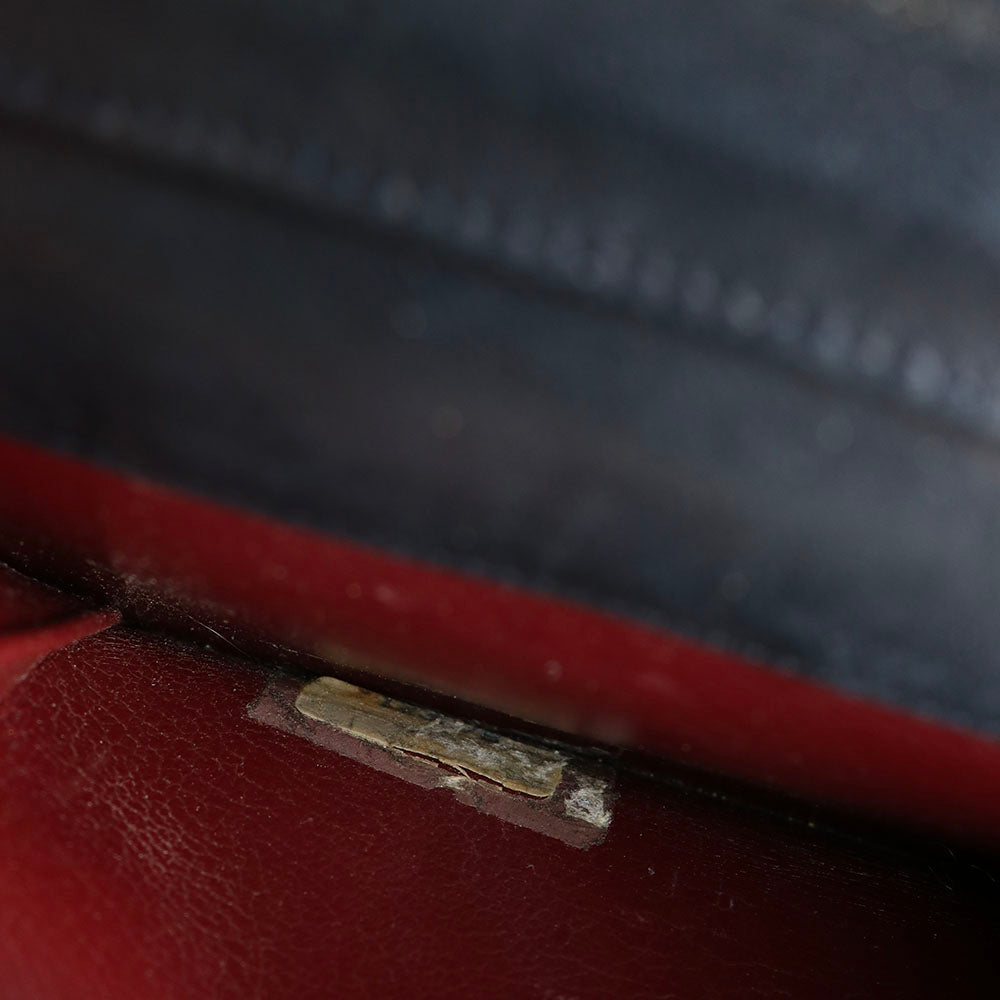 CHANEL - Sac classique à rabat vintage en cuir bleu marine