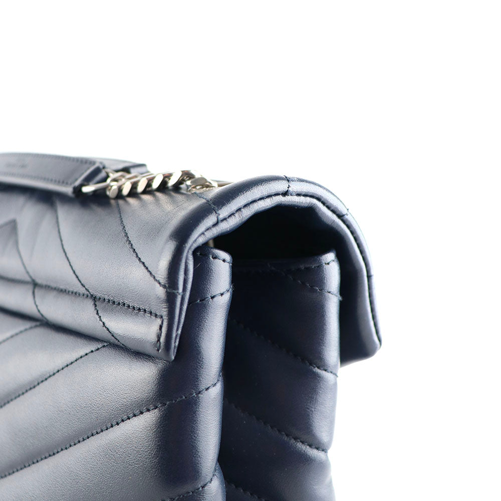 SAINT LAURENT - Medium Loulou shoulder bag in navy blue quilted leather