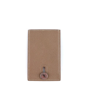 HERMÈS - Diabolo card holder in etoupe grained leather