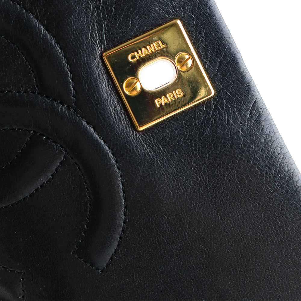 CHANEL - Sac à bandoulière Mademoiselle vintage en cuir matelassé