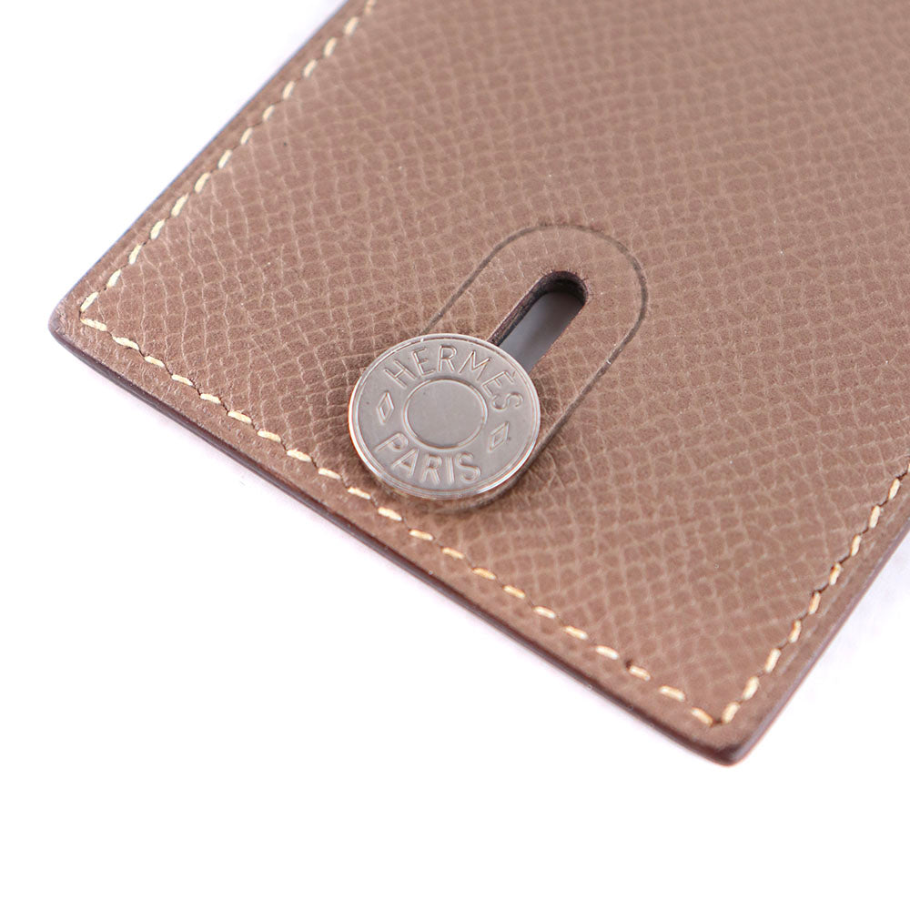 HERMÈS - Diabolo card holder in etoupe grained leather