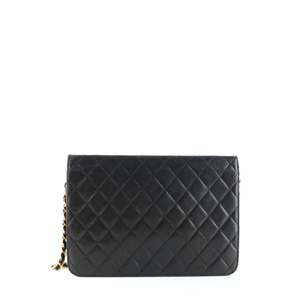 CHANEL - Classic vintage flap bag
