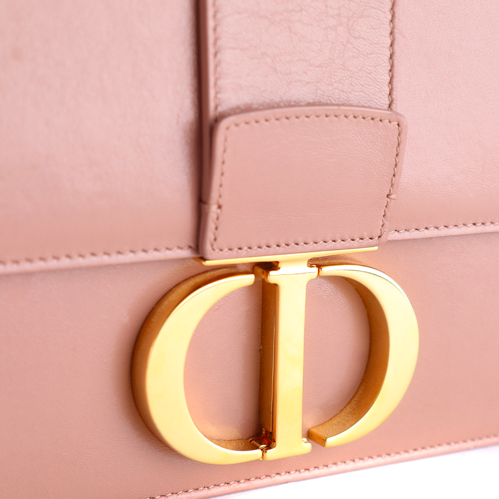DIOR - Sac à bandoulière 30 Montaigne en cuir rose