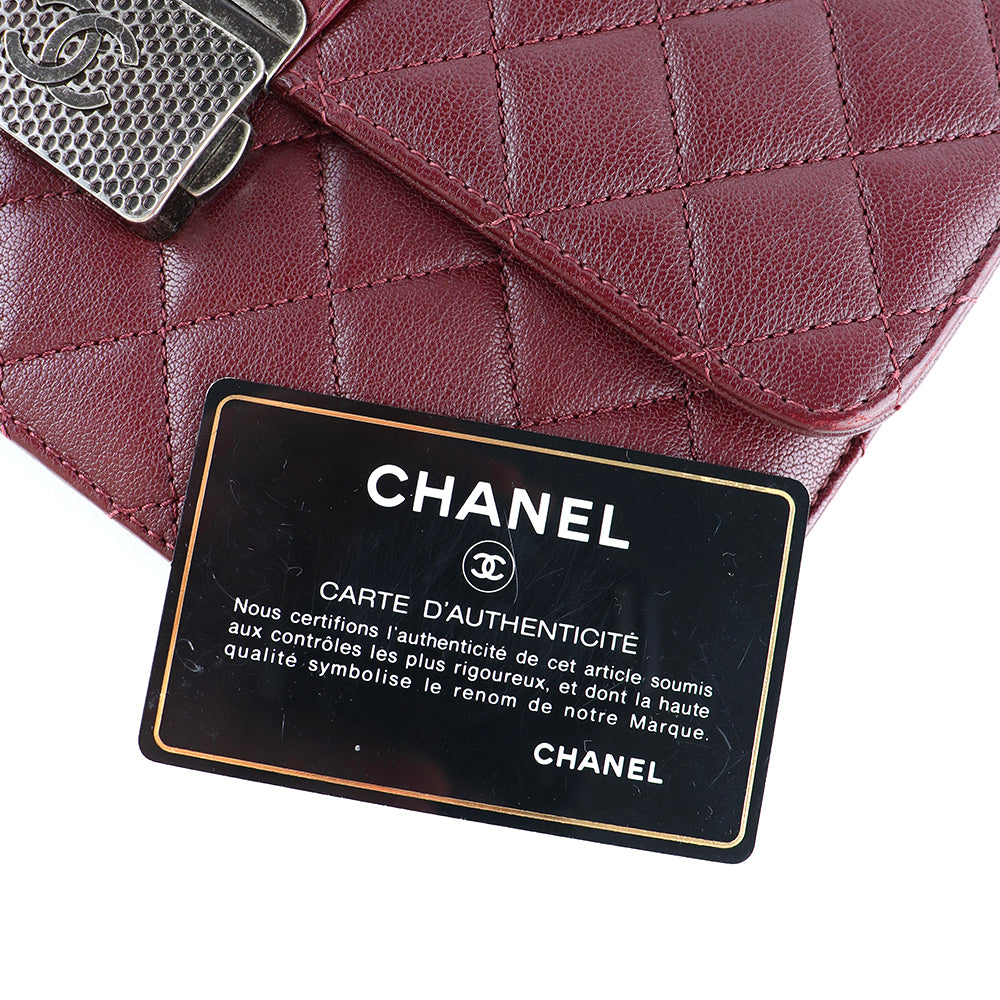 CHANEL - CC University shoulder bag in burgundy leather