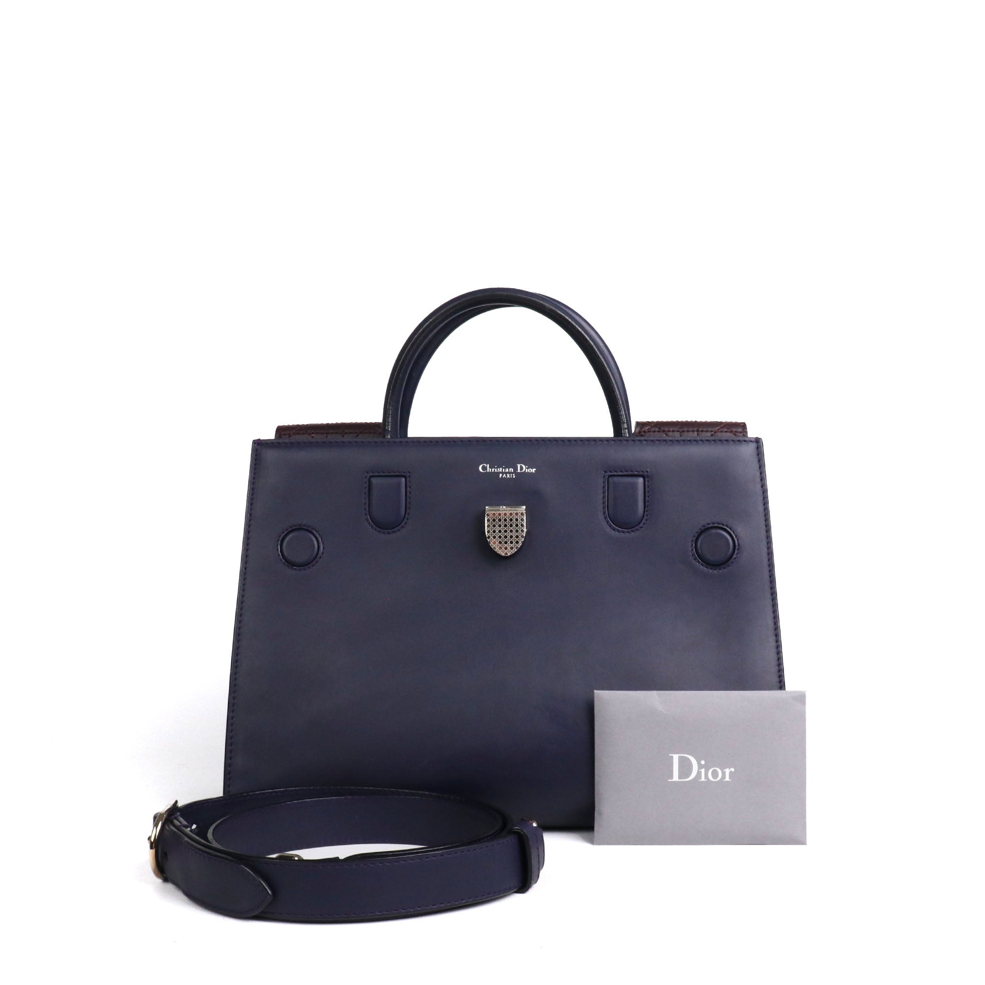 DIOR - Sac à main Diorever Dior en cuir lisse bleu marine