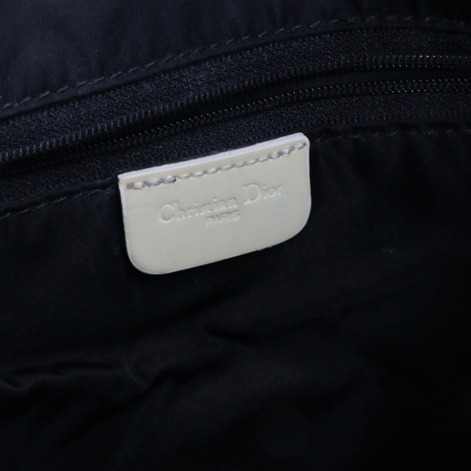 DIOR - Sac à bandoulière Dior en toile noire et blanche vintage