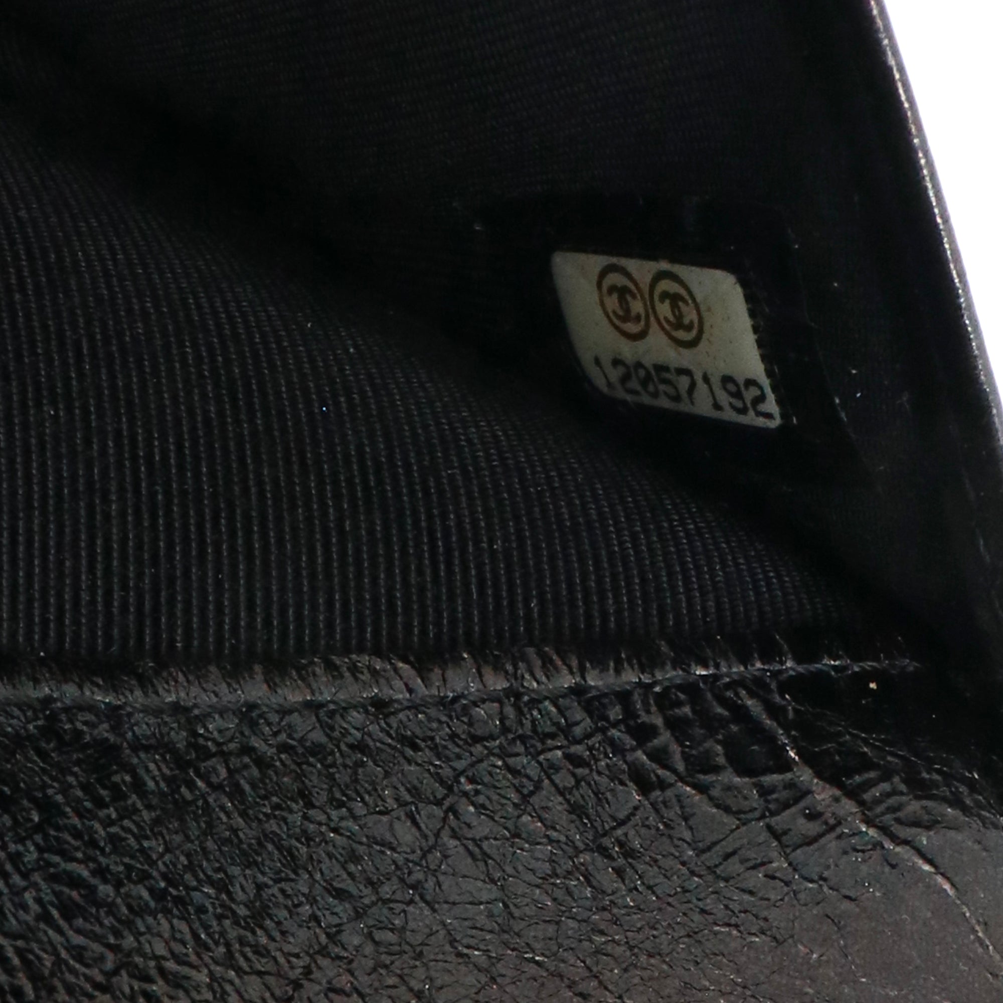 CHANEL - Black quilted leather wallet