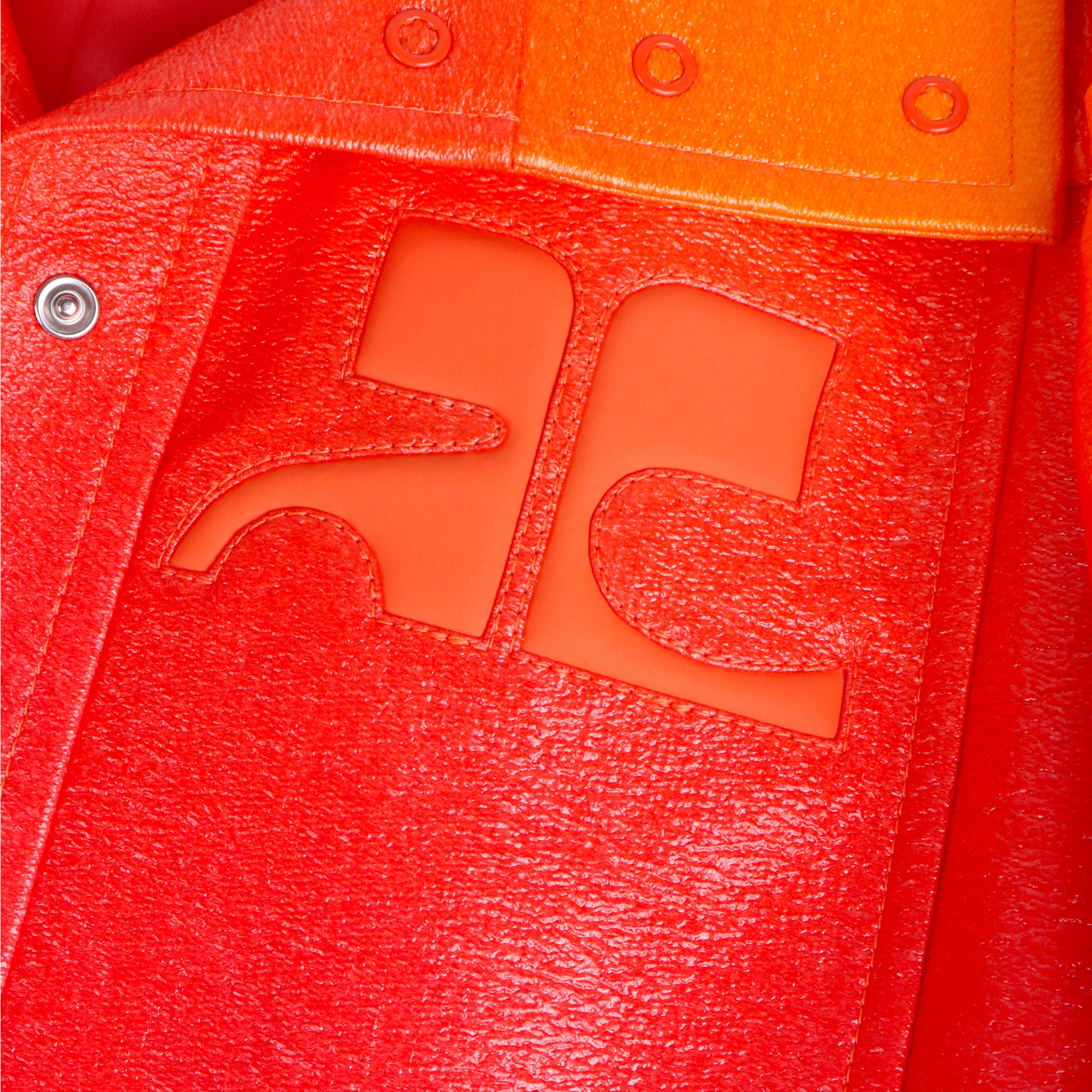 COURRÈGES - Veste Réédition Courrèges en vinyle dégradé orange (T38)