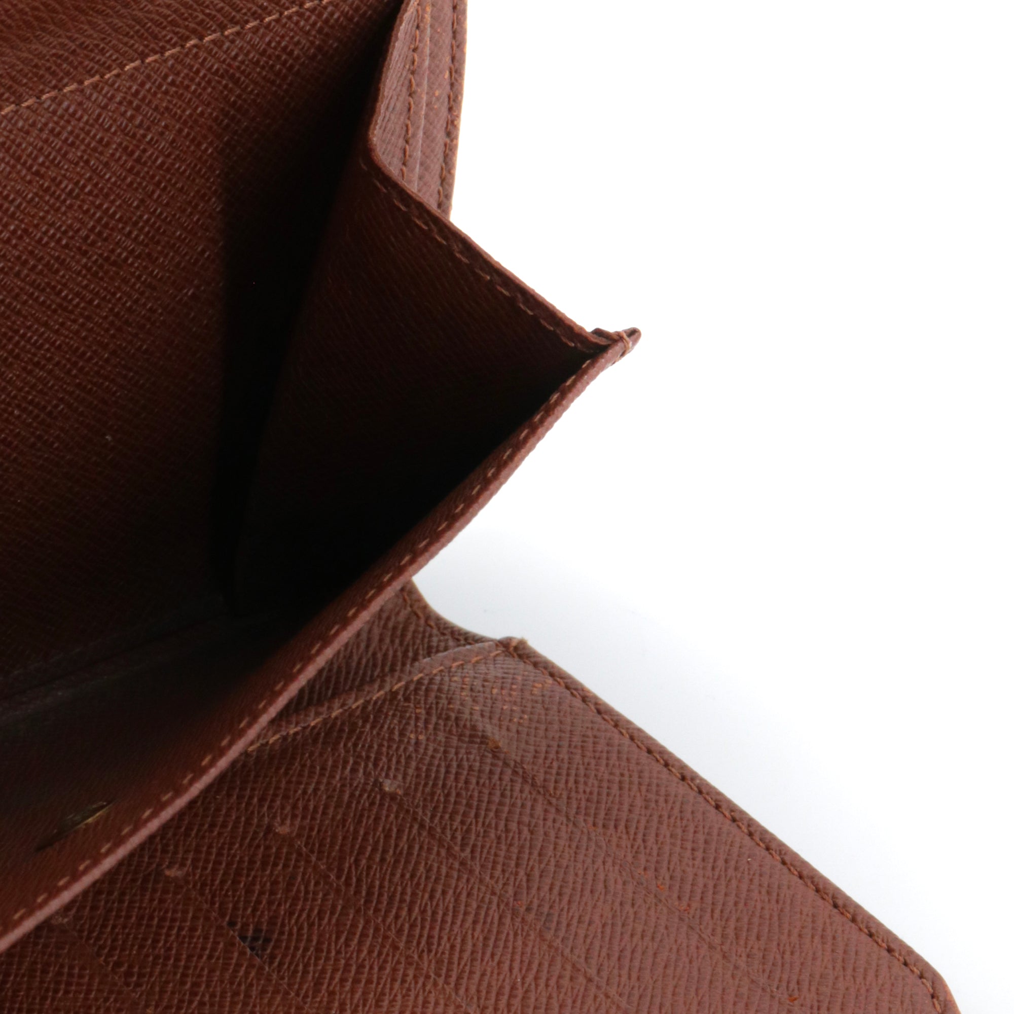 LOUIS VUITTON - Louis Vuitton Trésor wallet in monogrammed canvas