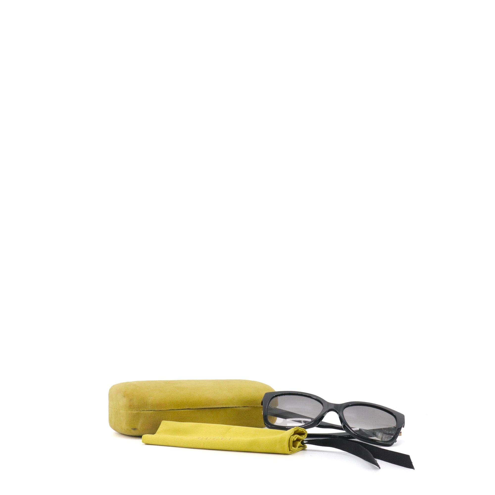 GUCCI - Lunettes de soleil Gucci en plastique noir