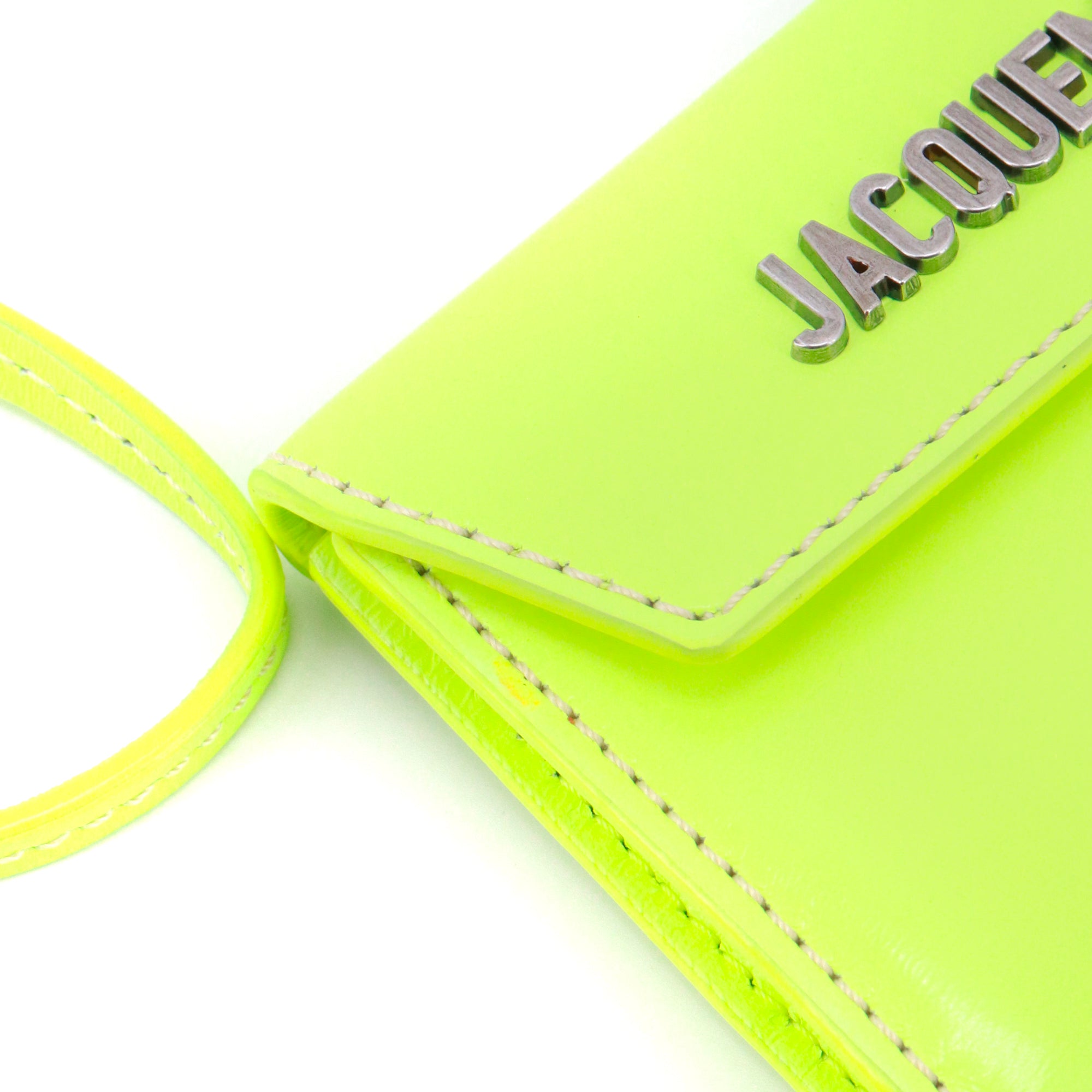 JACQUEMUS - Le Porte Jacquemus card holder in fluorescent green leather