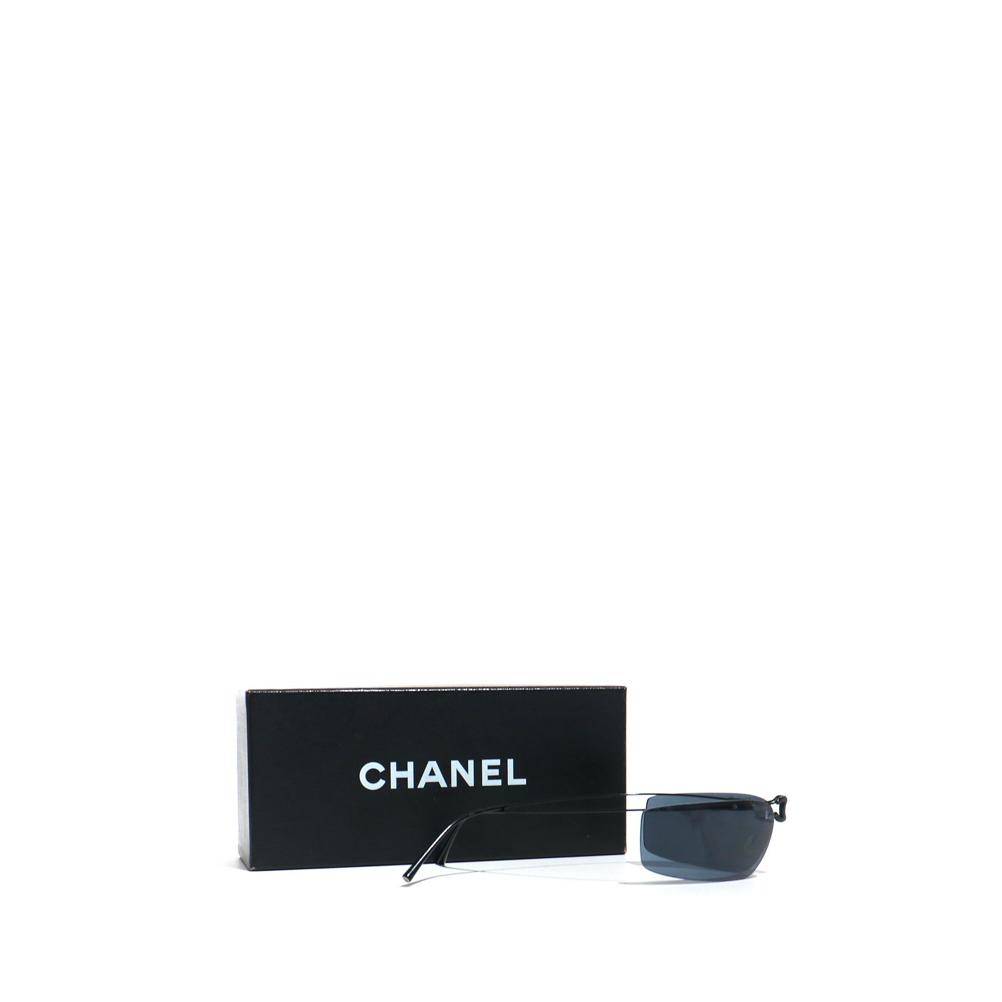 CHANEL - Vintage sunglasses 