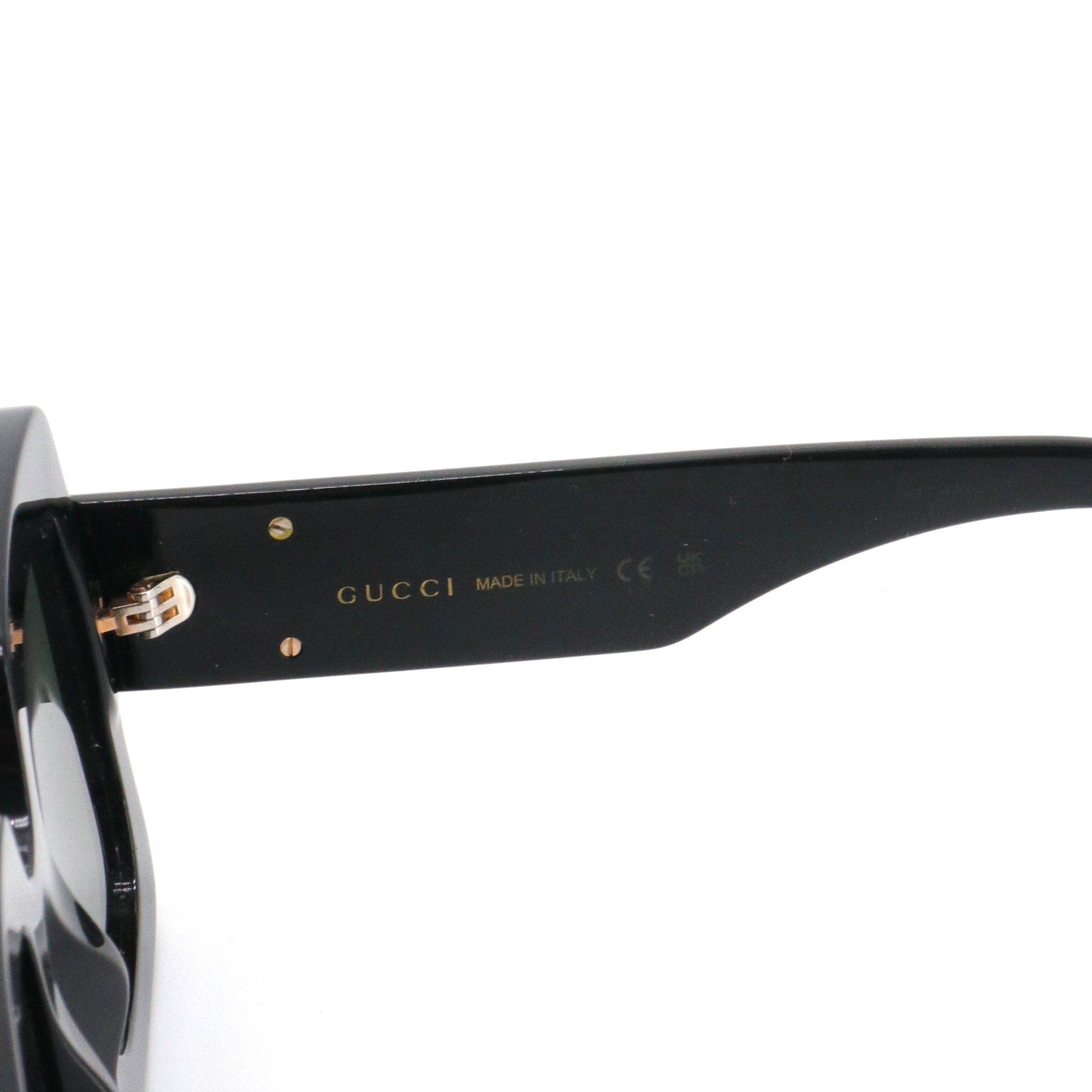 GUCCI - Lunettes de soleil GG Gucci en plastique noir