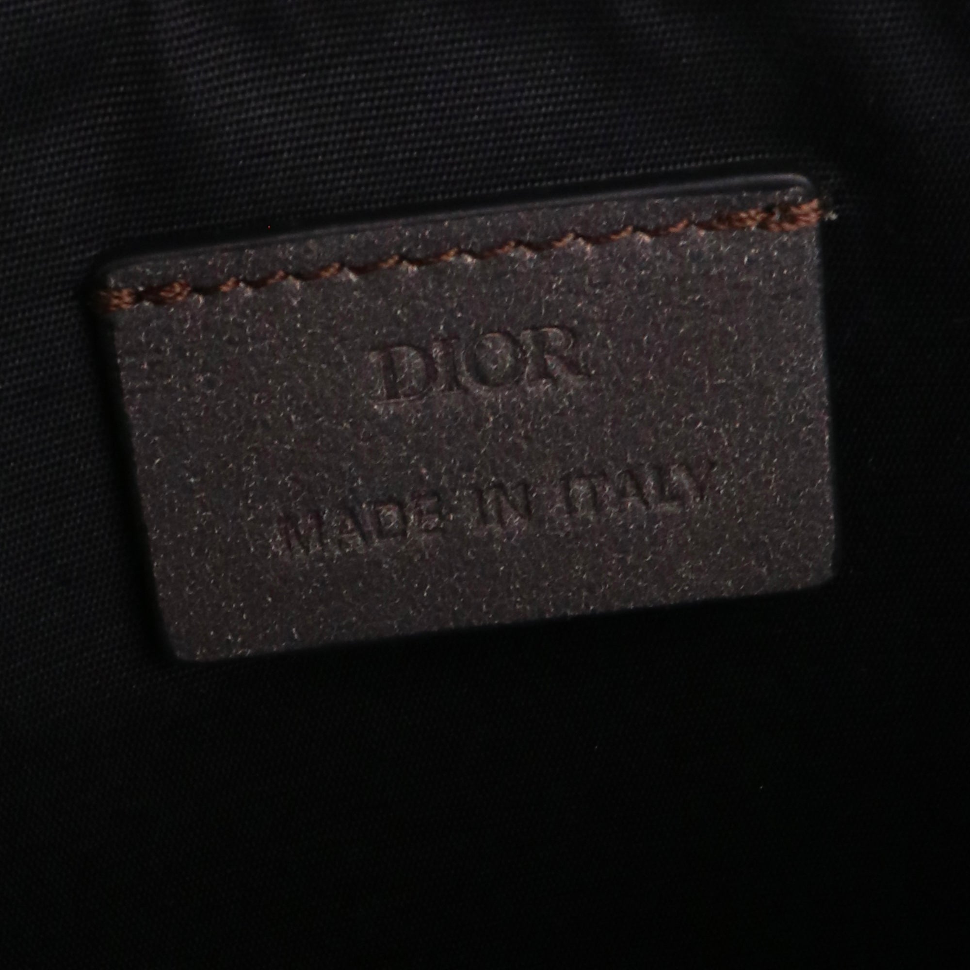 DIOR - Pochette Lily of the Valley Dior en cuir grainé gris