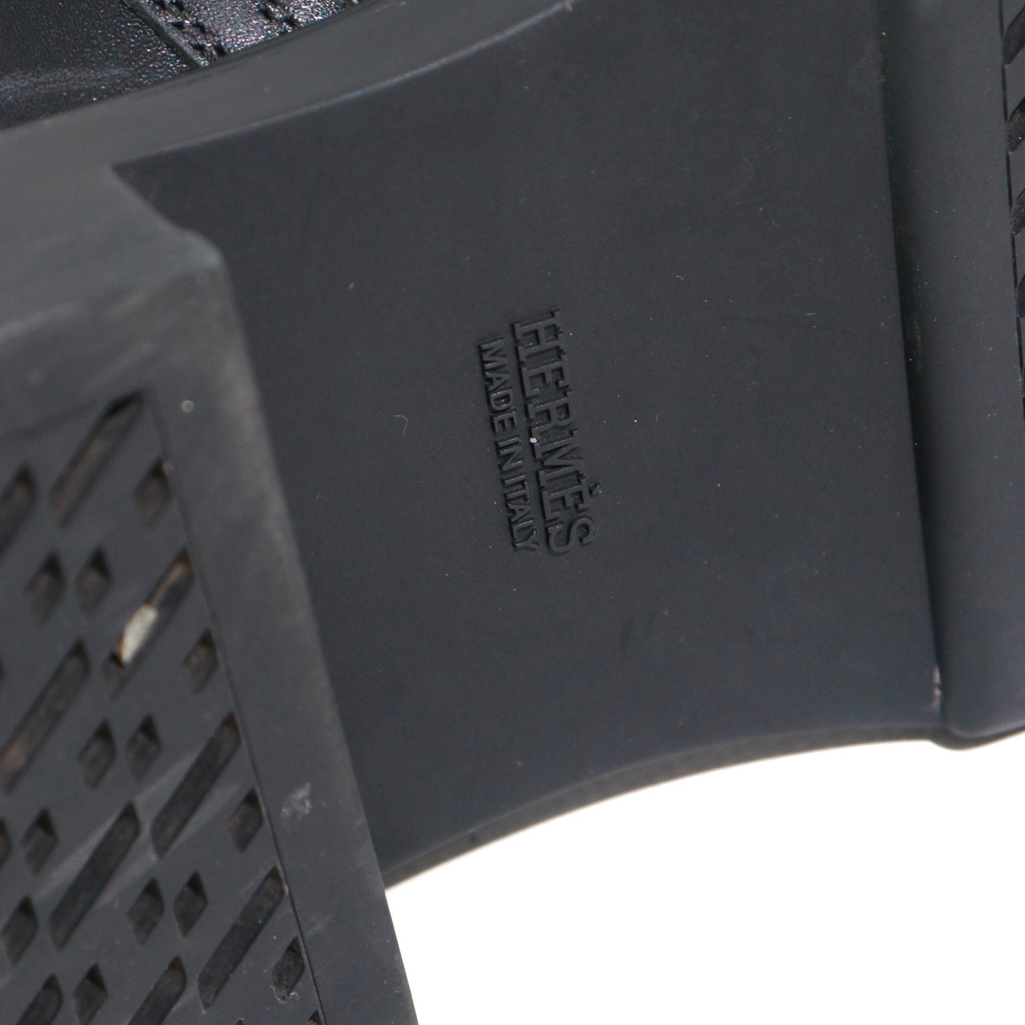 HERMÈS - Bottines Veo Hermès en cuir noir (T39,5)