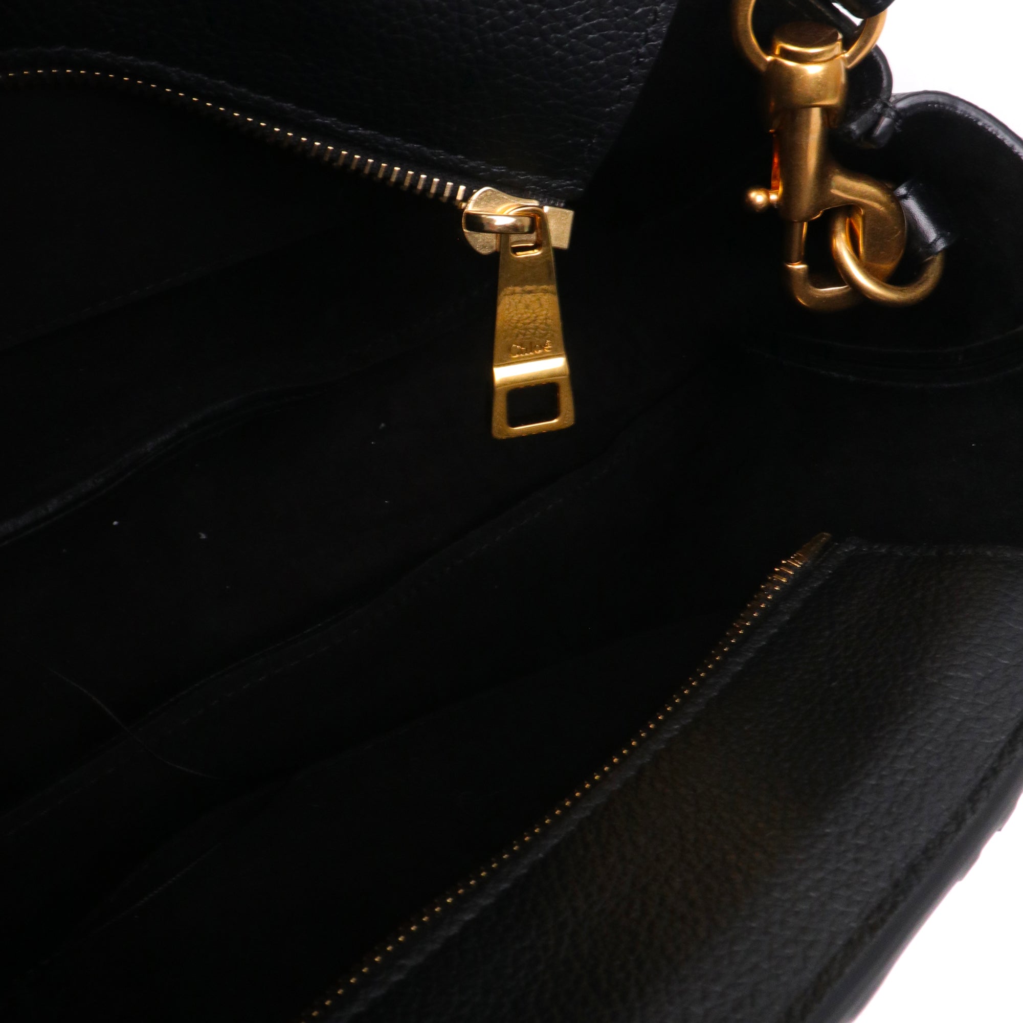 CHLOÉ - Darry shoulder bag in black grained leather