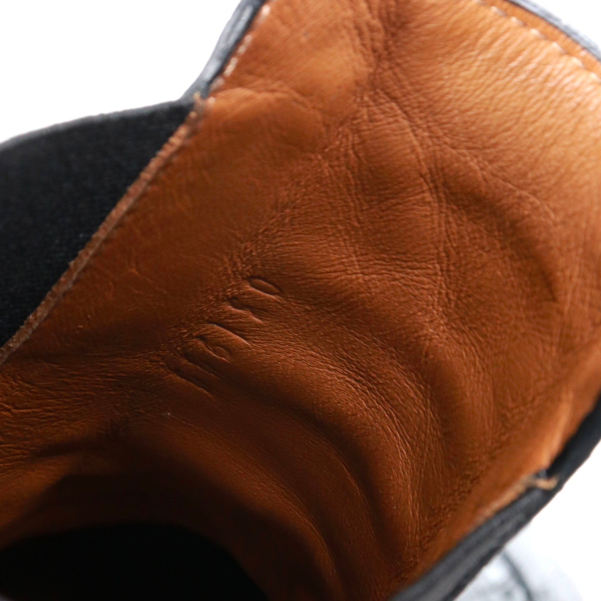 CHLOÉ - C Chloé ankle boots in crocodile-embossed leather (T38.5)