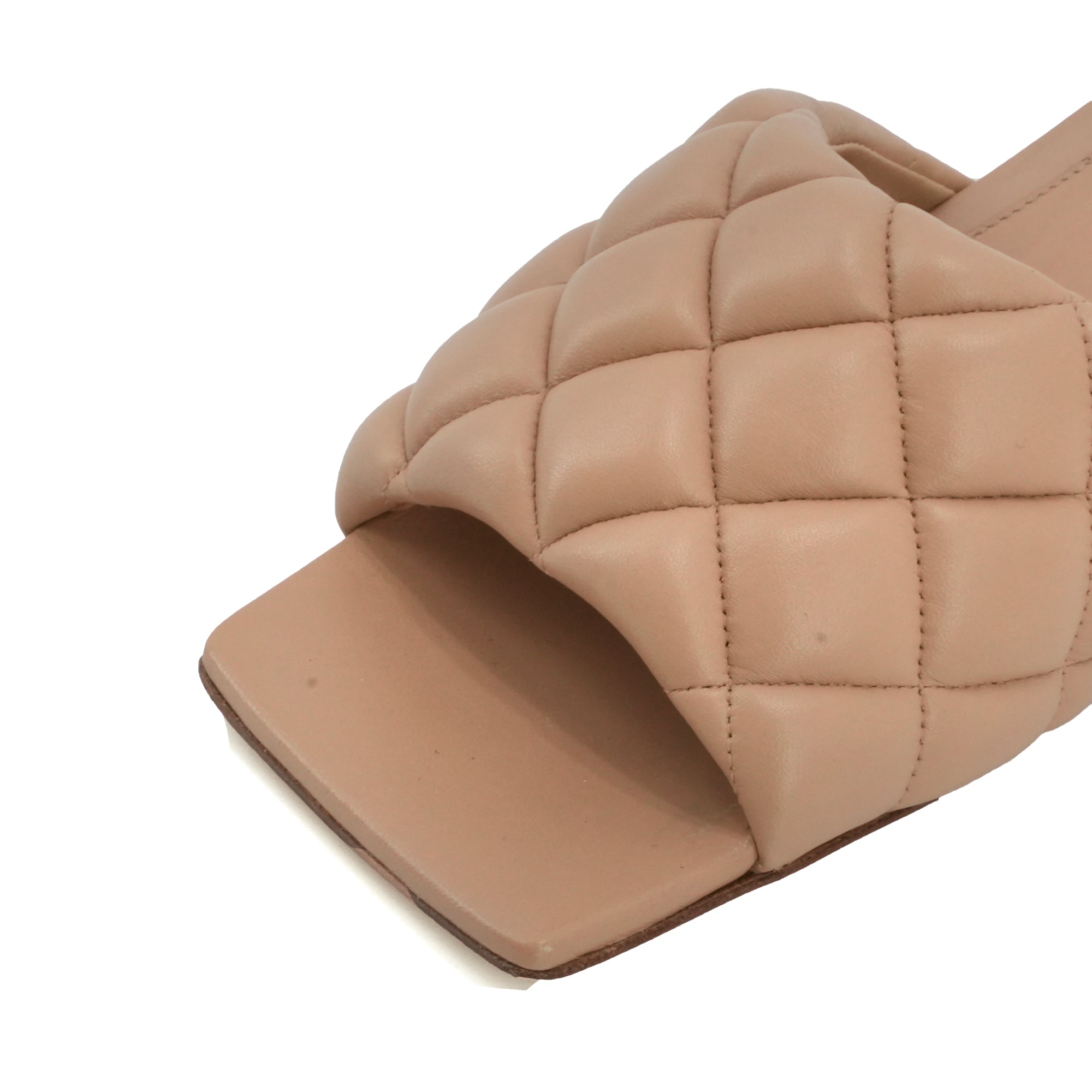 BOTTEGA VENETA - Bottega Veneta heeled sandals in beige quilted leather (T37)