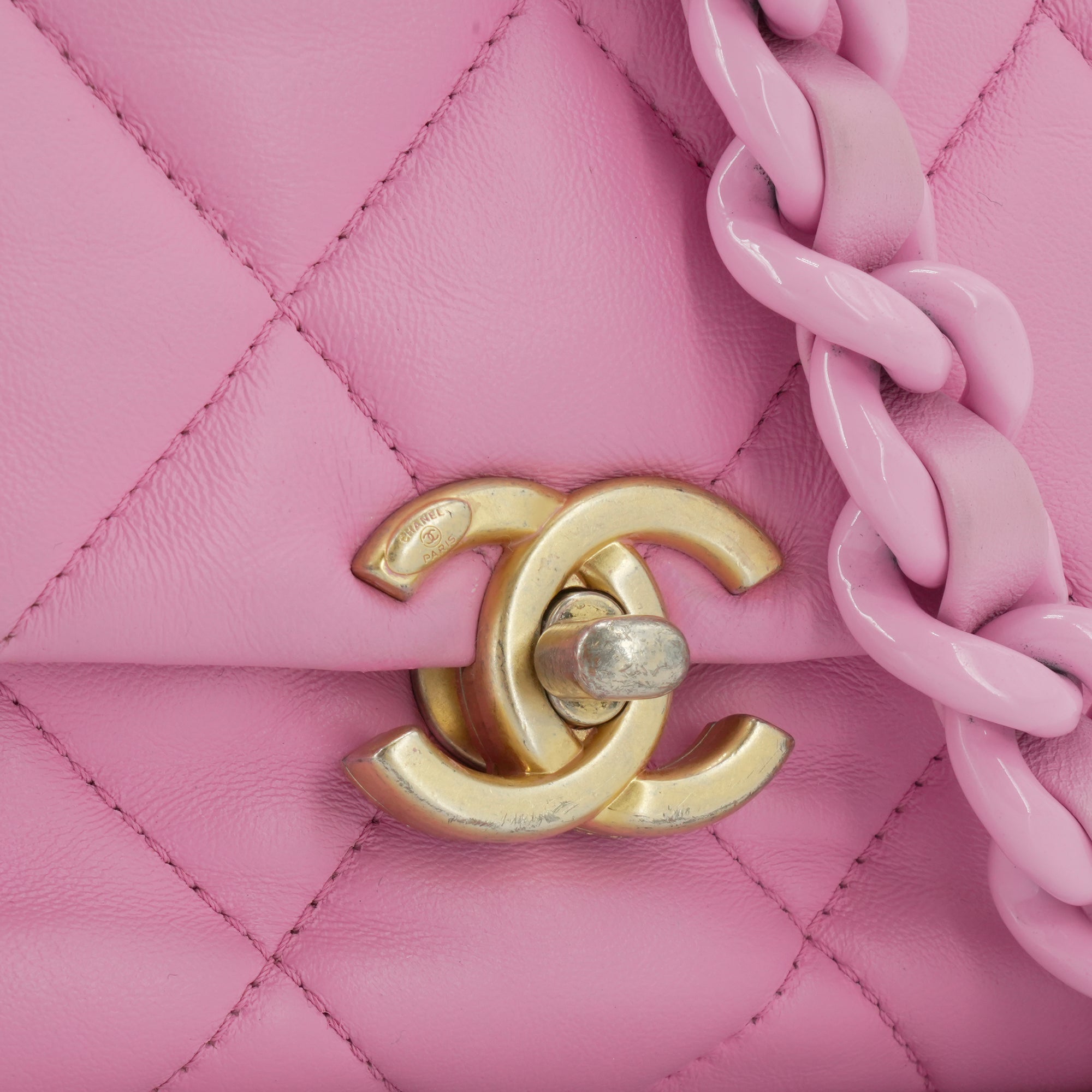 CHANEL - Limited Edition Chanel Pink Leather Shoulder Bag