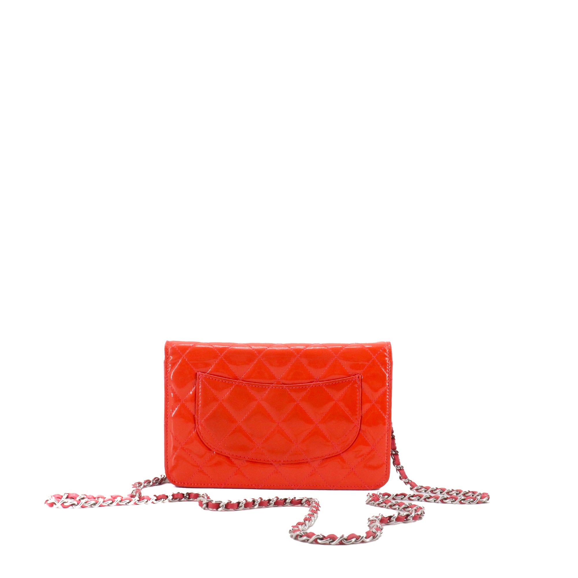 CHANEL - Sac Wallet On Chain Timeless Chanel en cuir verni orange