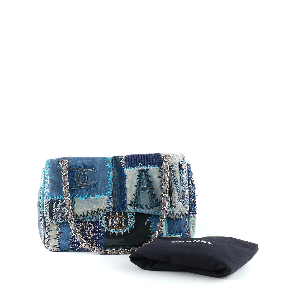 CHANEL - Sac à bandoulière Timeless Jumbo Denim Patchwork
