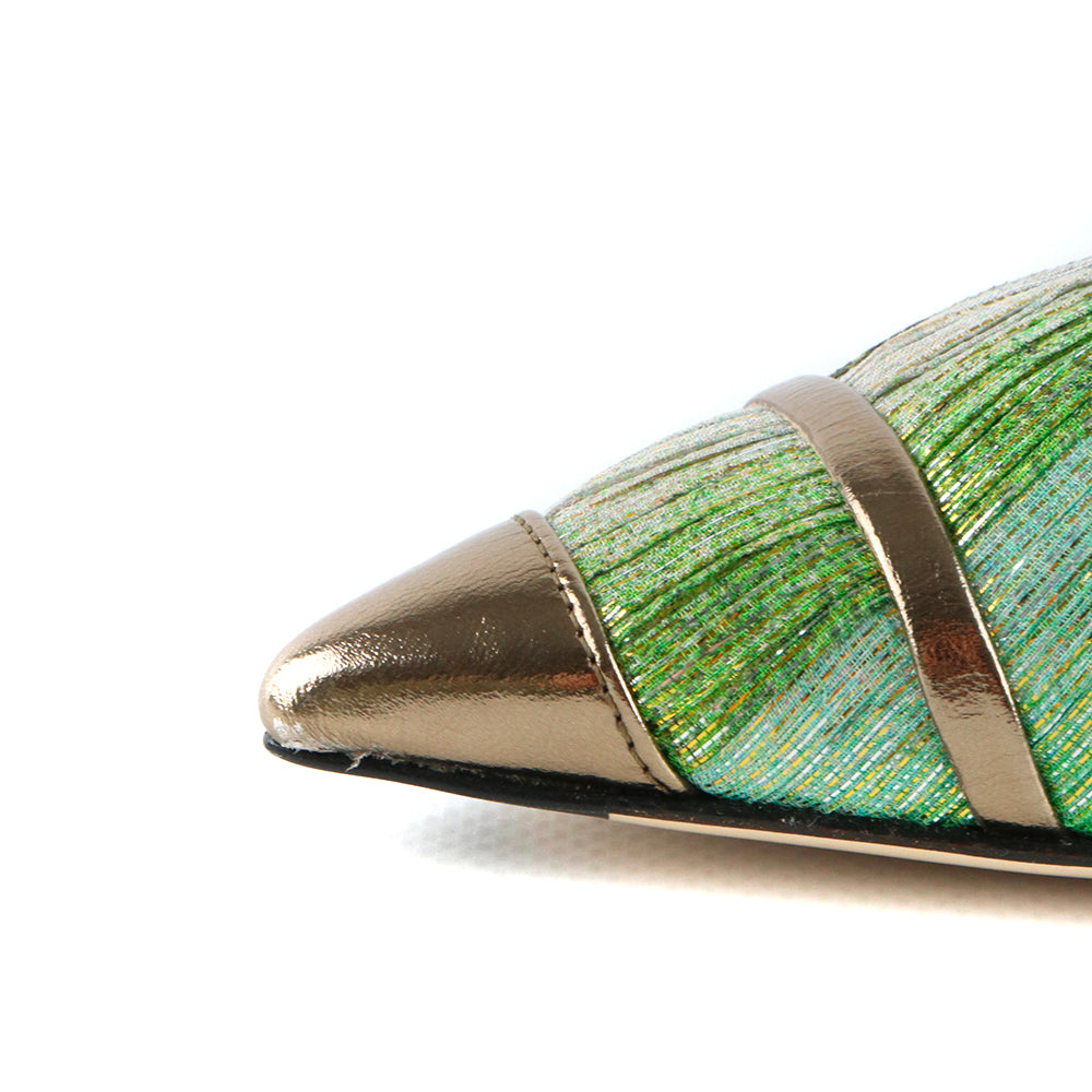 FENDI - Escarpins Colibri Lite en cuir doré et toile verte (T38,5)