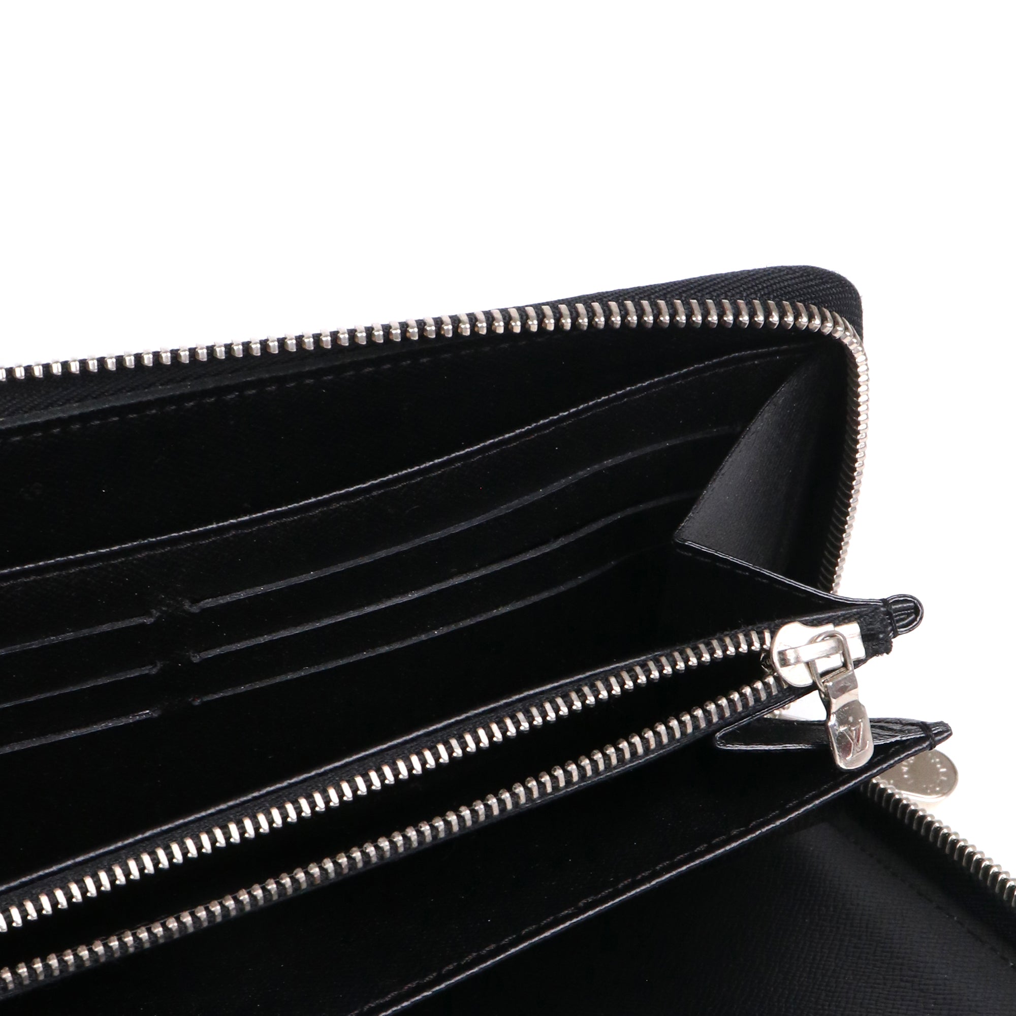 LOUIS VUITTON - Portefeuille Zippy Louis Vuitton en cuir épi noir