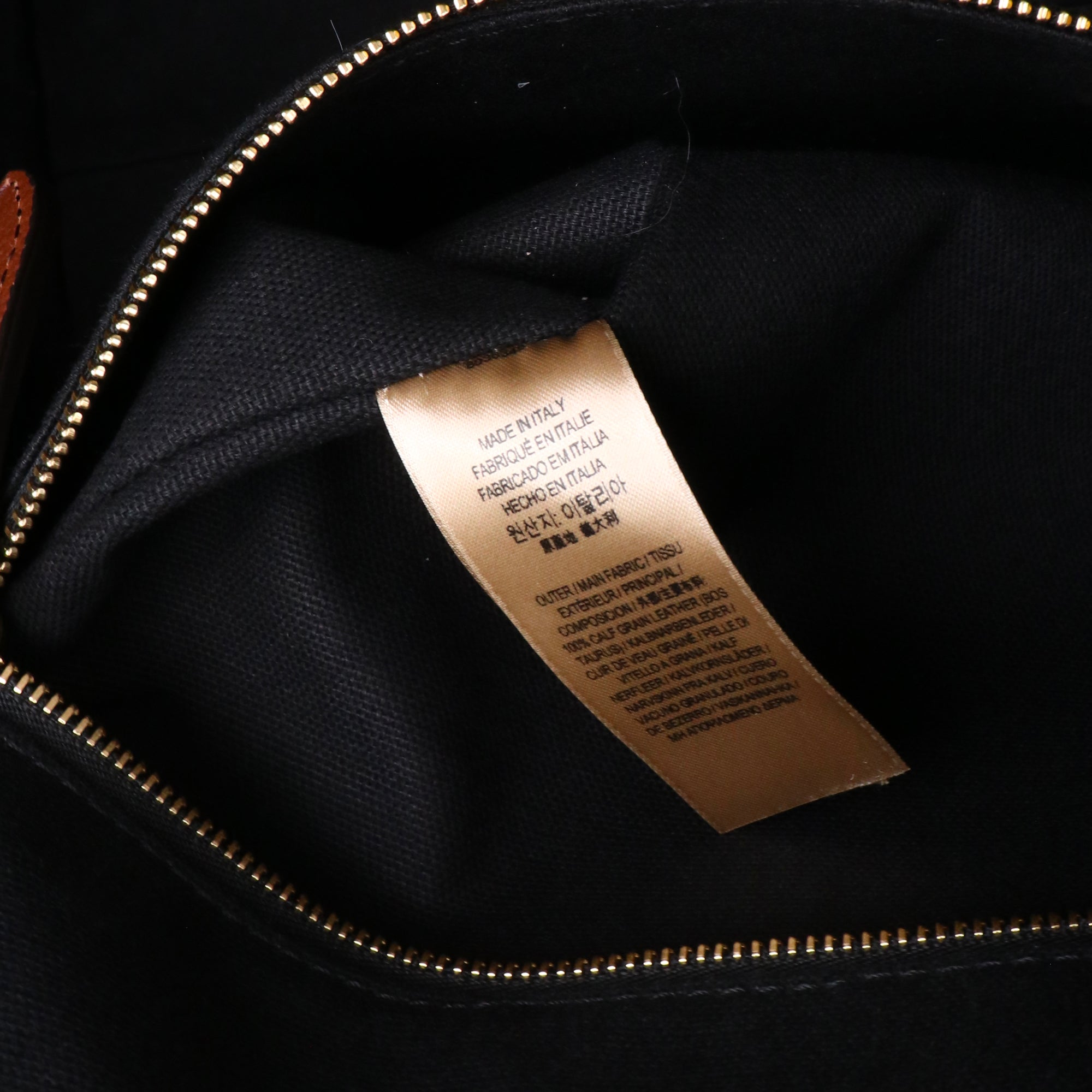 LOUIS VUITTON - Accessories pouch