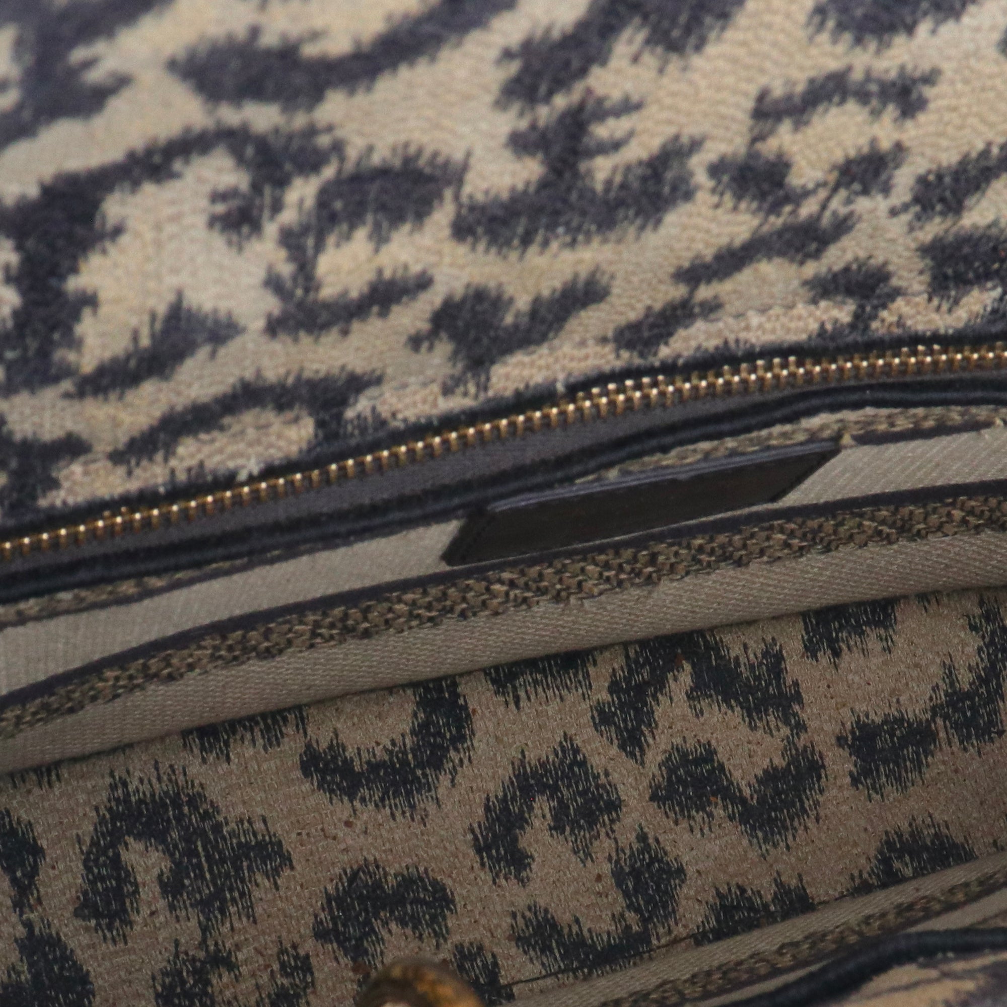 DIOR - Sac à bandoulière Lady D-Lite Dior en toile léopard