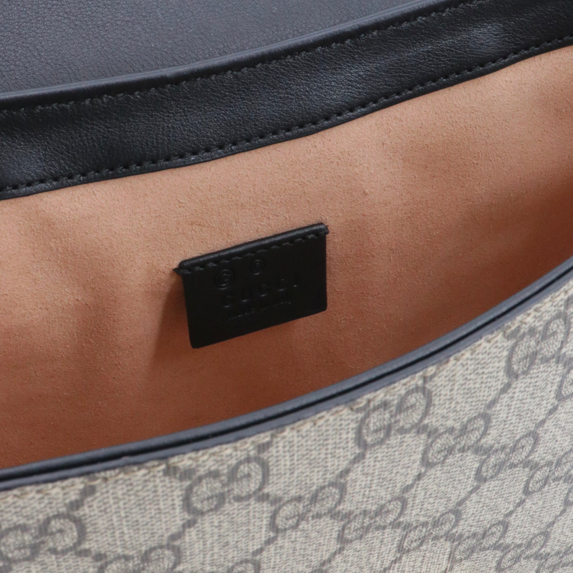 GUCCI - GG Marmont Small Size shoulder bag in black leather