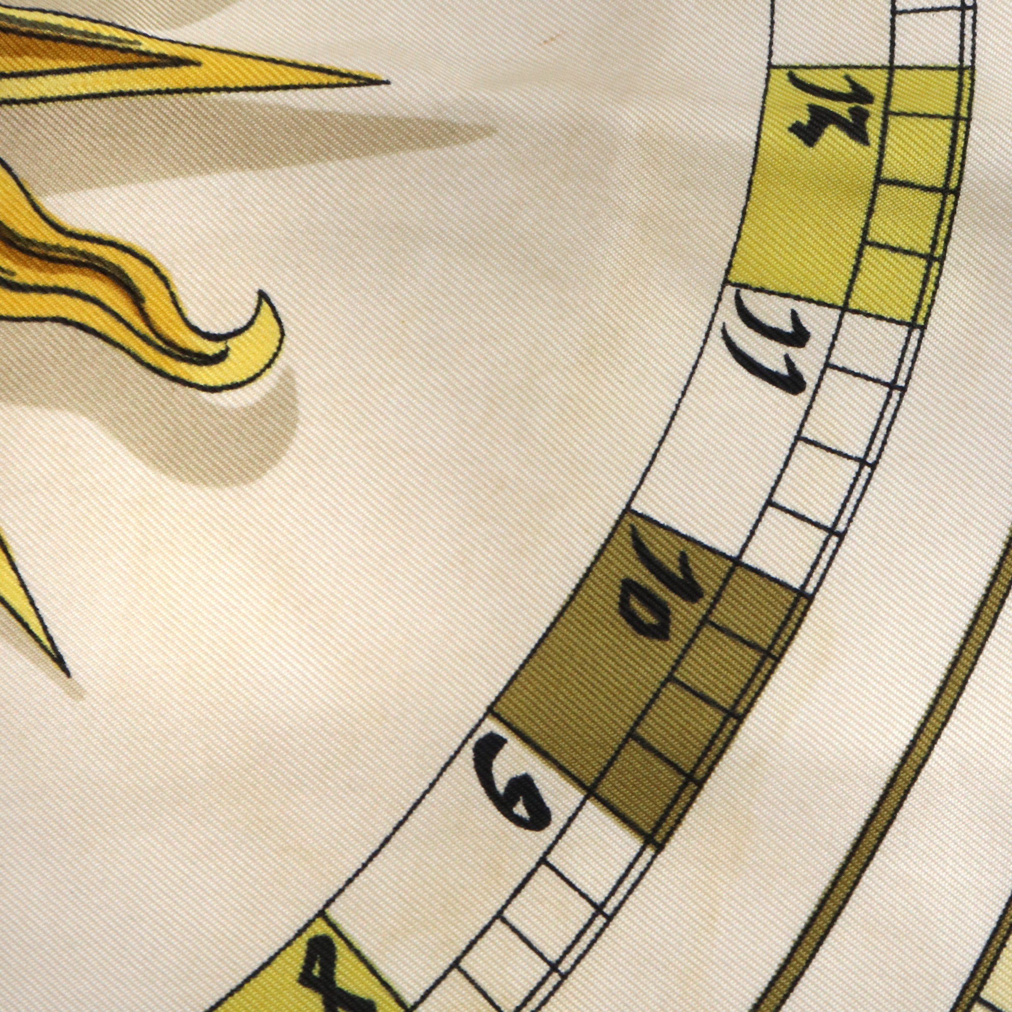 HERMÈS - Square 90 in silk