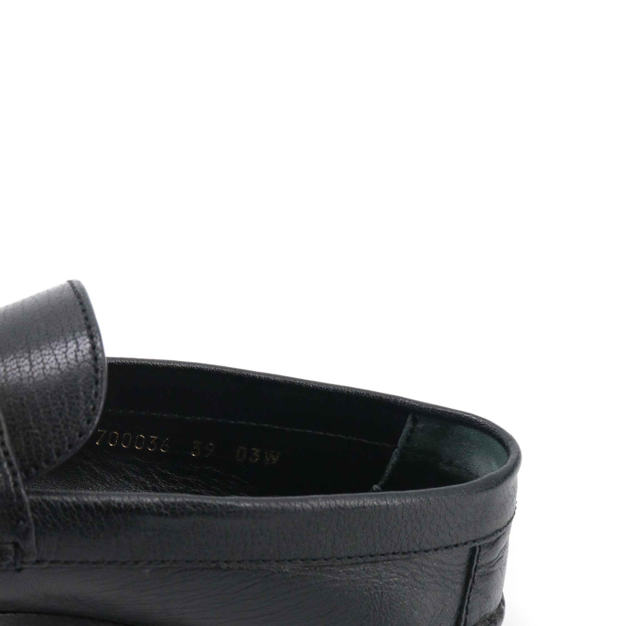 GUCCI - Mocassins Gucci en cuir noir (T39)