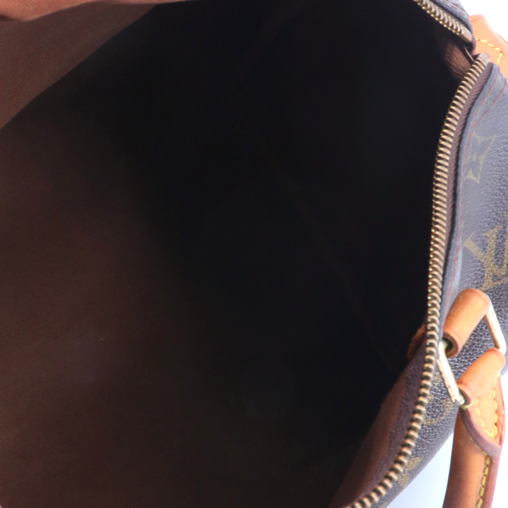 LOUIS VUITTON - Louis Vuitton Speedy 30 handbag in monogrammed canvas
