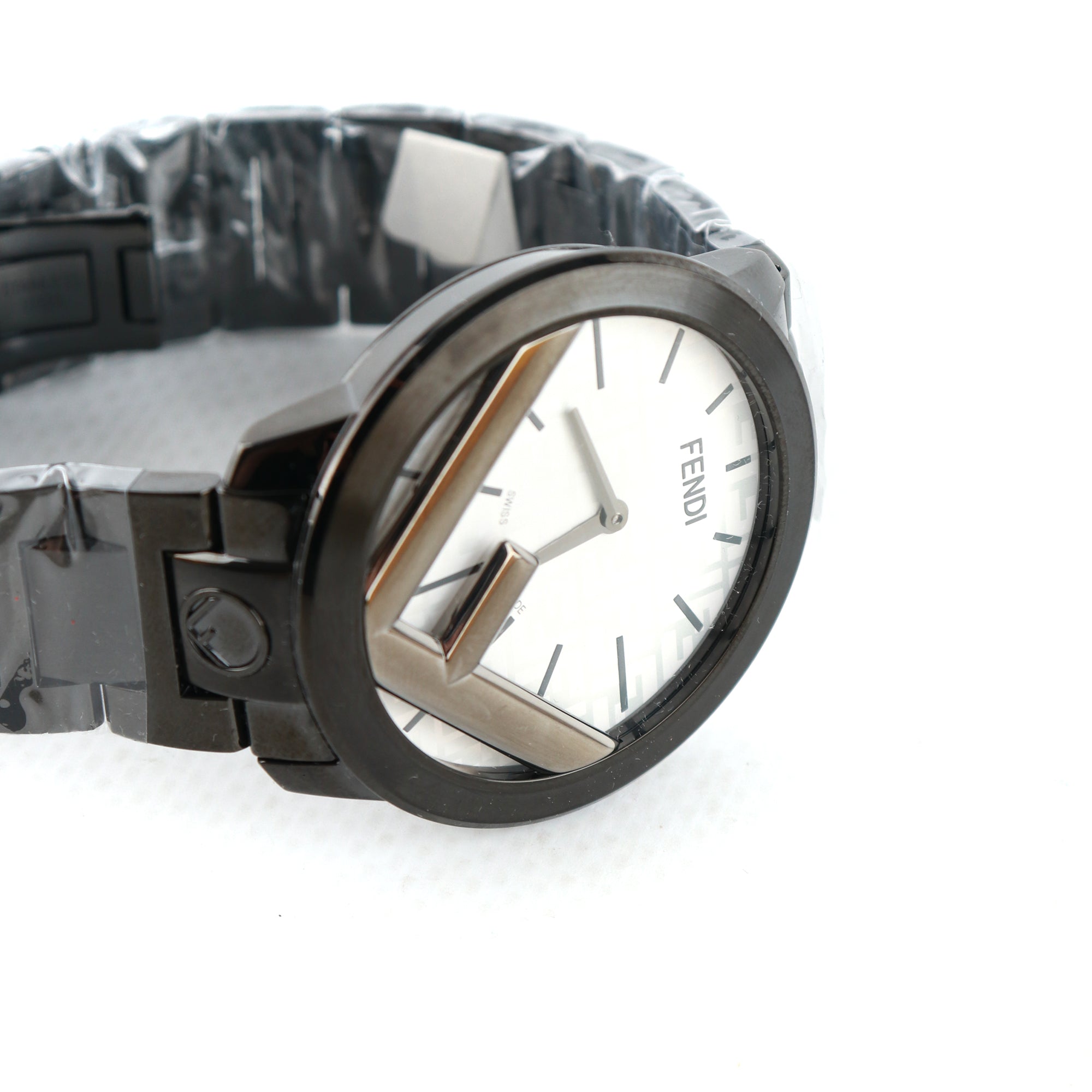 FENDI - Montre F IS FENDI 41mm en métal noir
