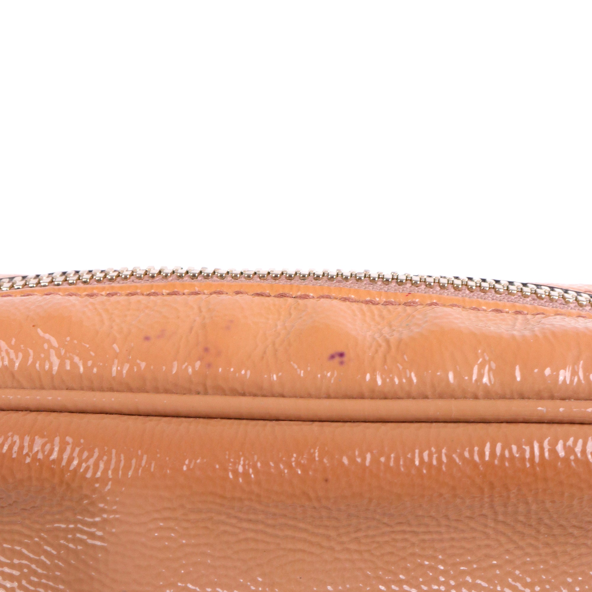 GUCCI - Sac à bandoulière Soho Camera Gucci en cuir verni rose