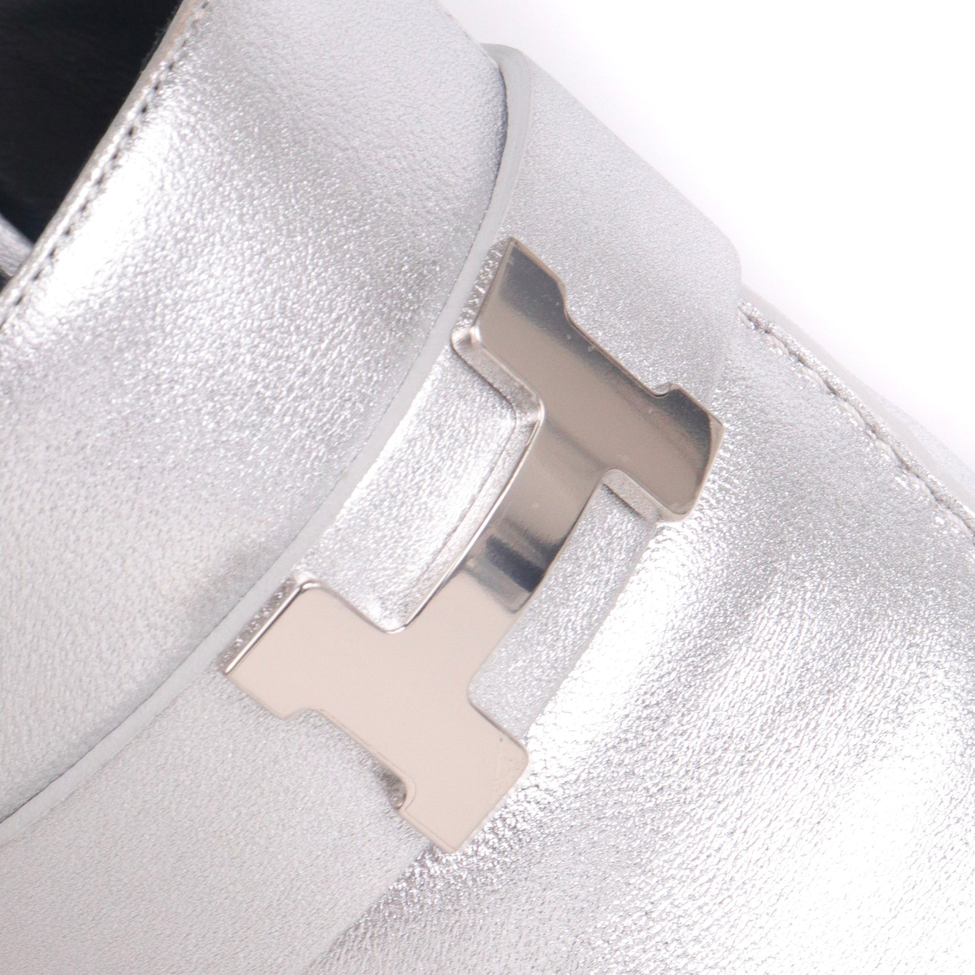 HERMÈS - Mules Trocadéro Hermès en cuir argenté (T37)