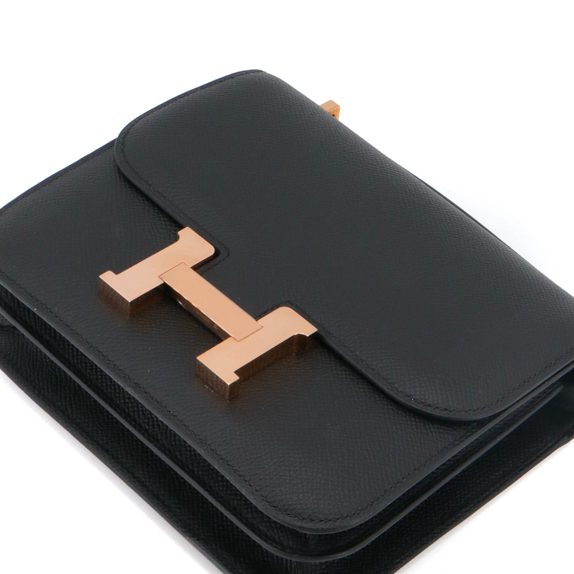 HERMÈS - Sac à bandoulière Constance 18 Hermès en cuir epsom noir