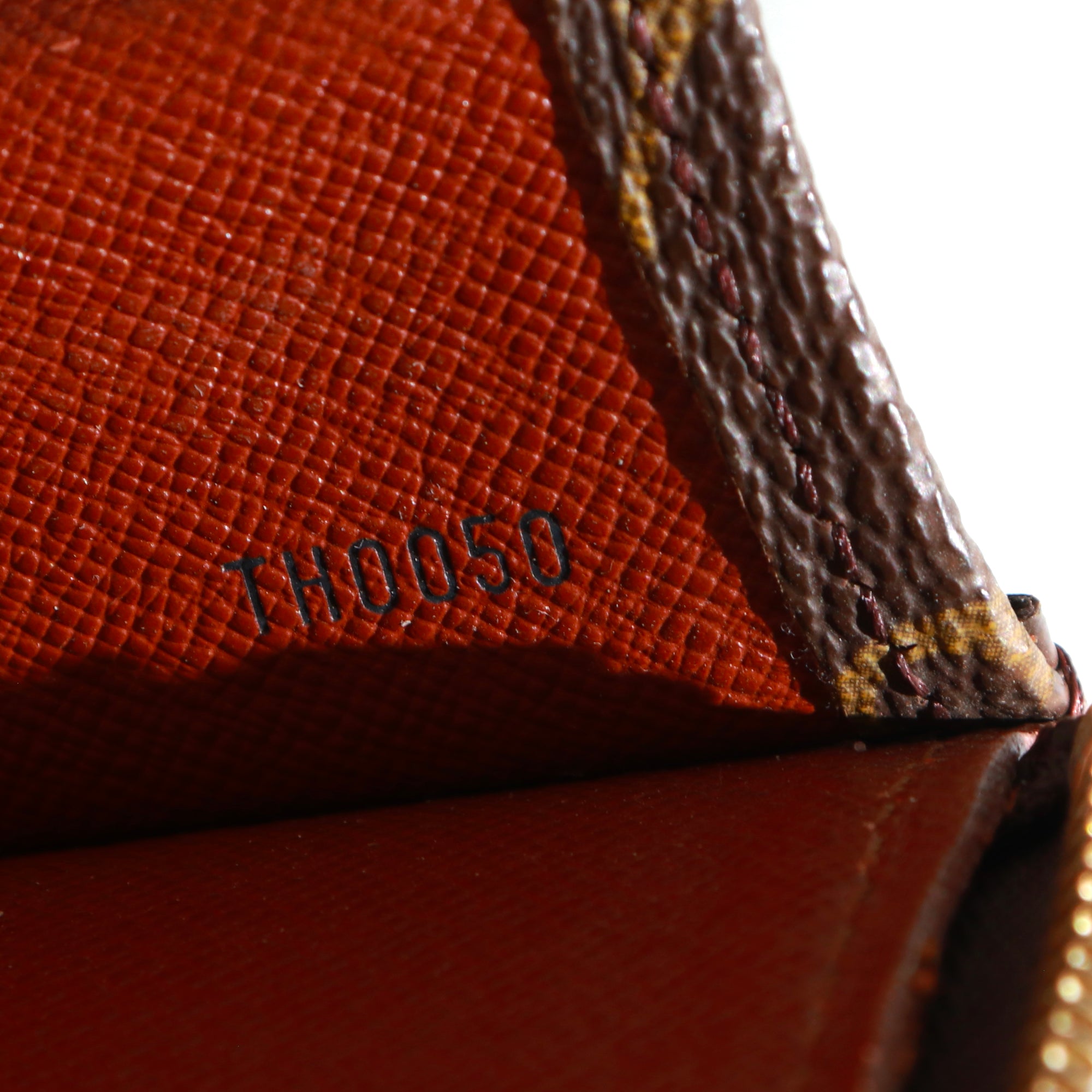 LOUIS VUITTON - Porte documents en toile monogrammée