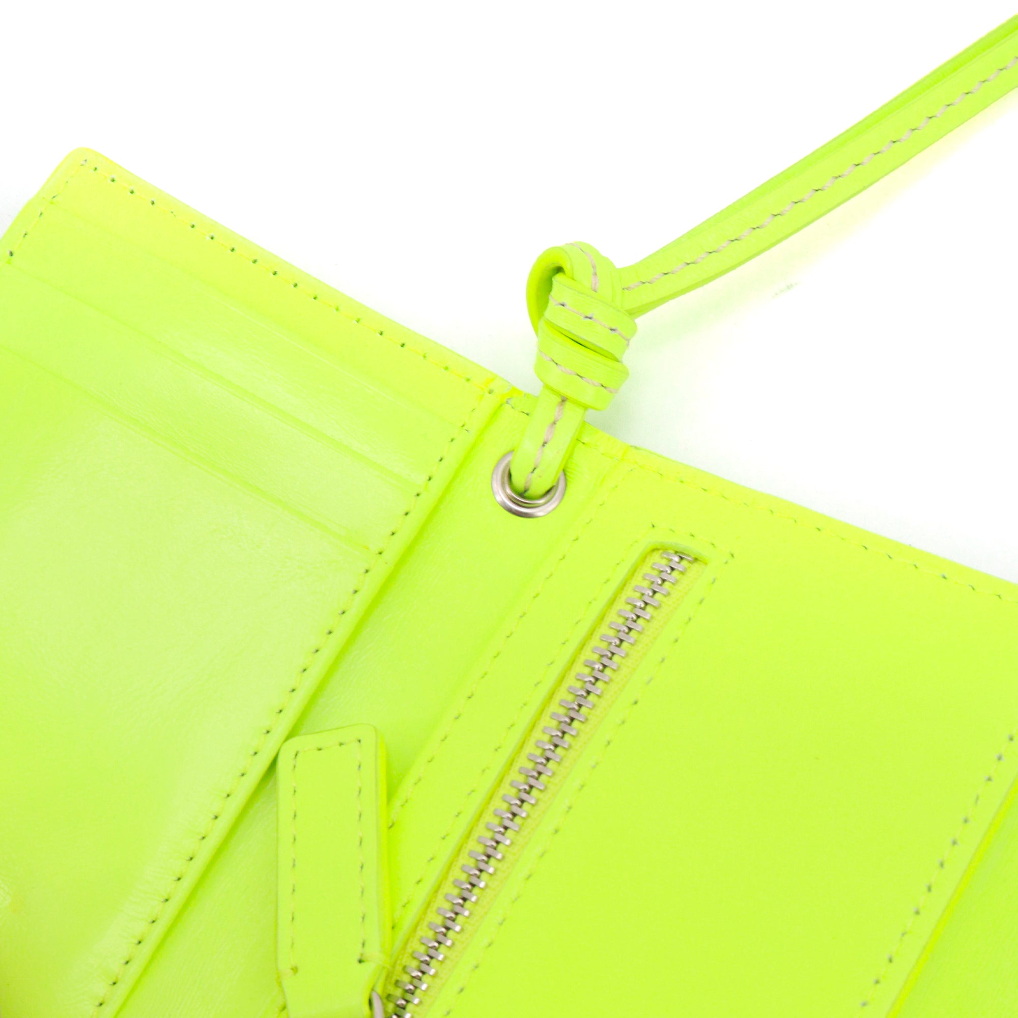 JACQUEMUS - Le Porte Jacquemus card holder in fluorescent green leather