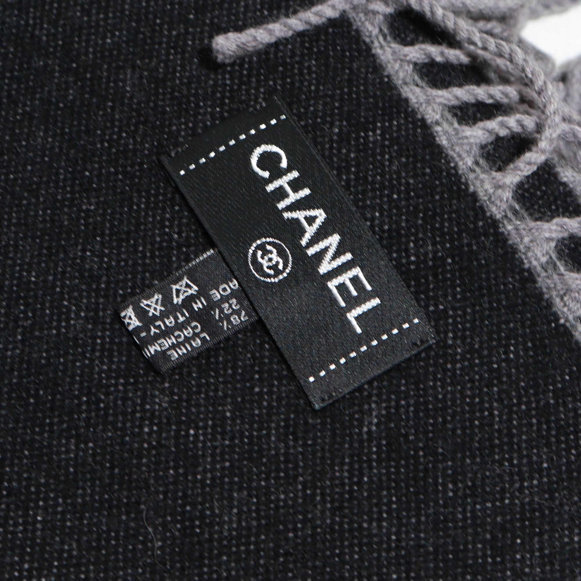 CHANEL - Plaid en laine et cachemire