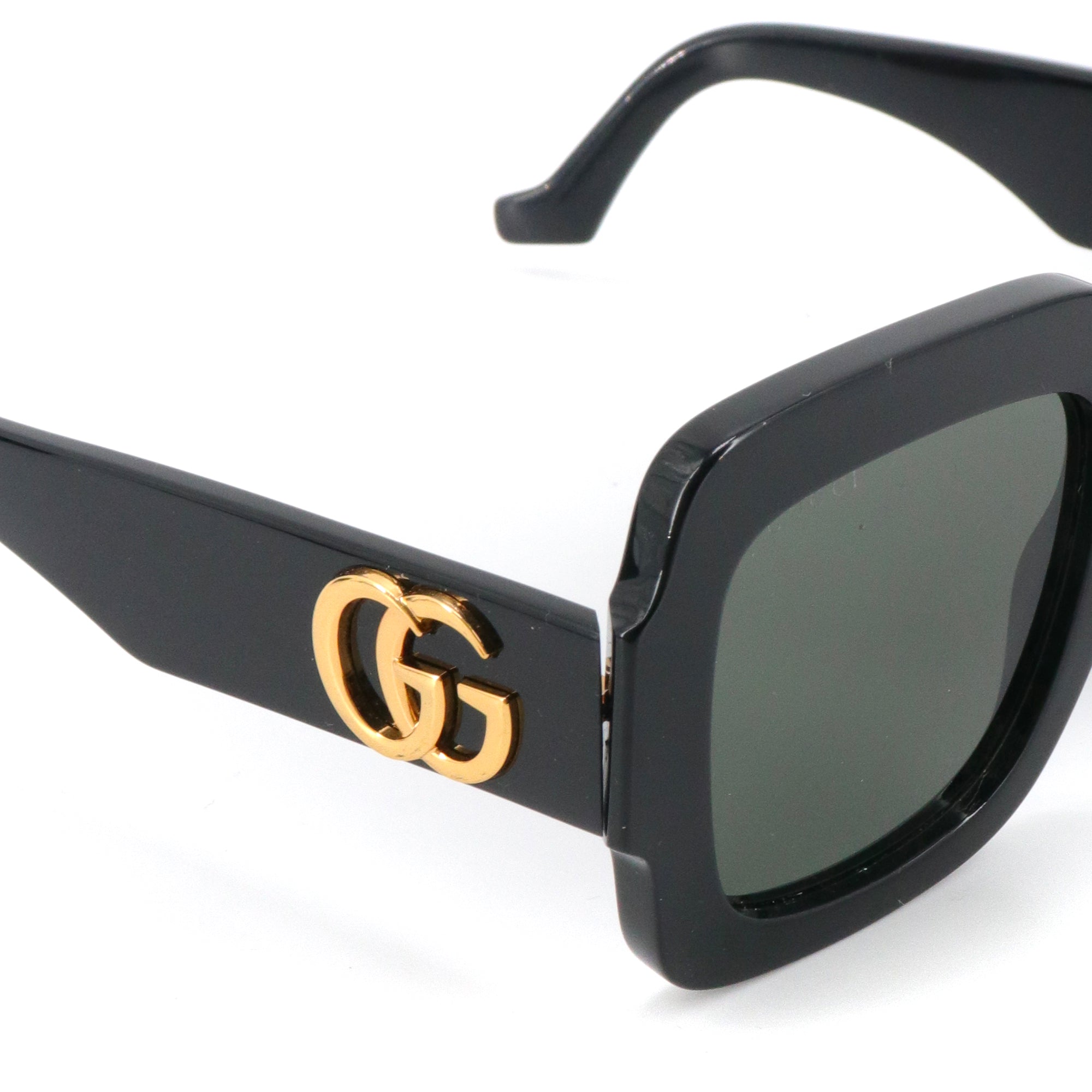 GUCCI - Lunettes de soleil GG Gucci en plastique noir