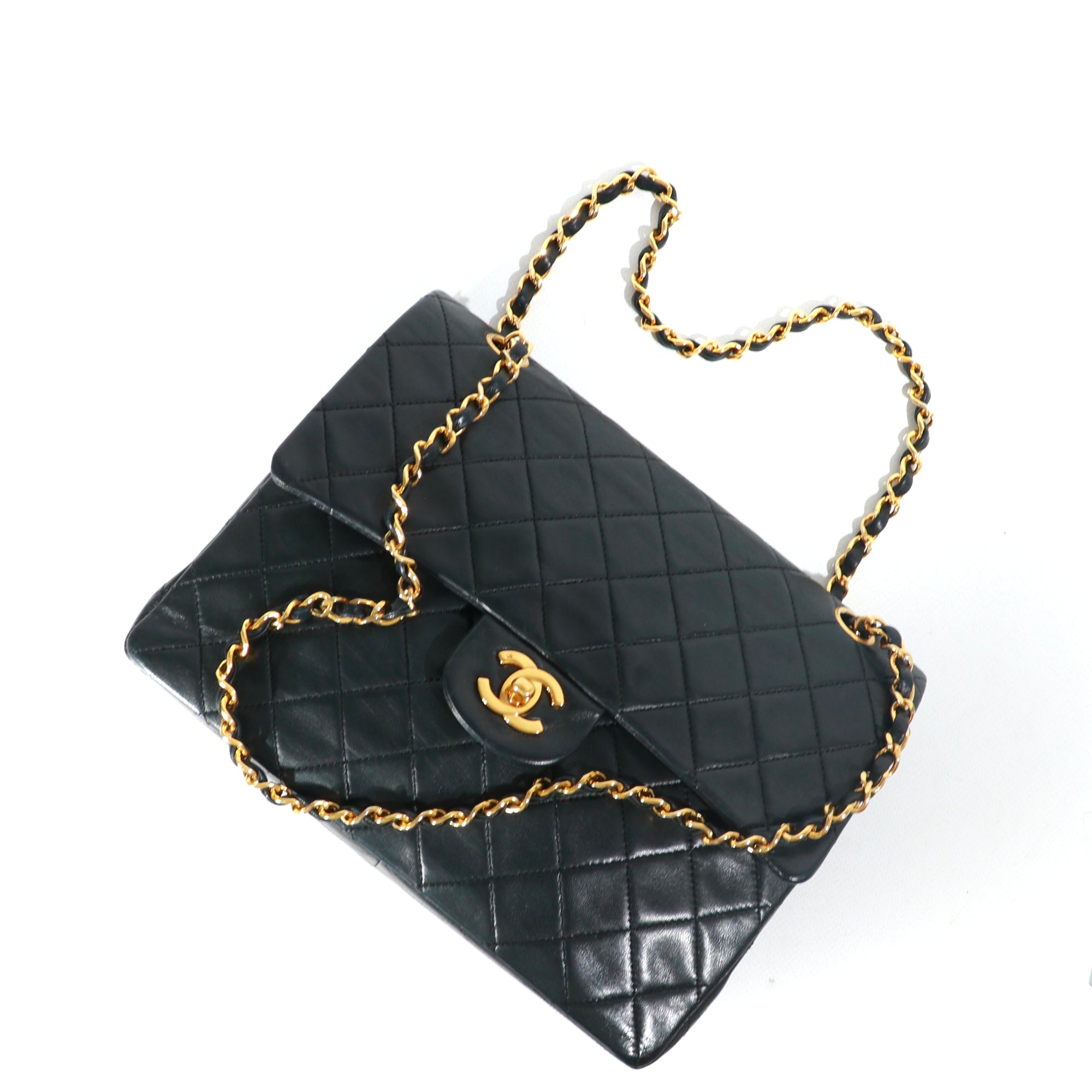 CHANEL - Timeless 25 double flap handbag in vintage black quilted leather